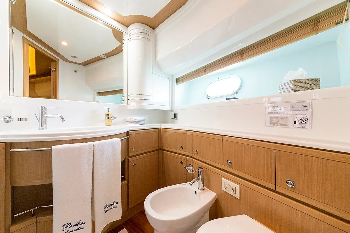 levante_yacht