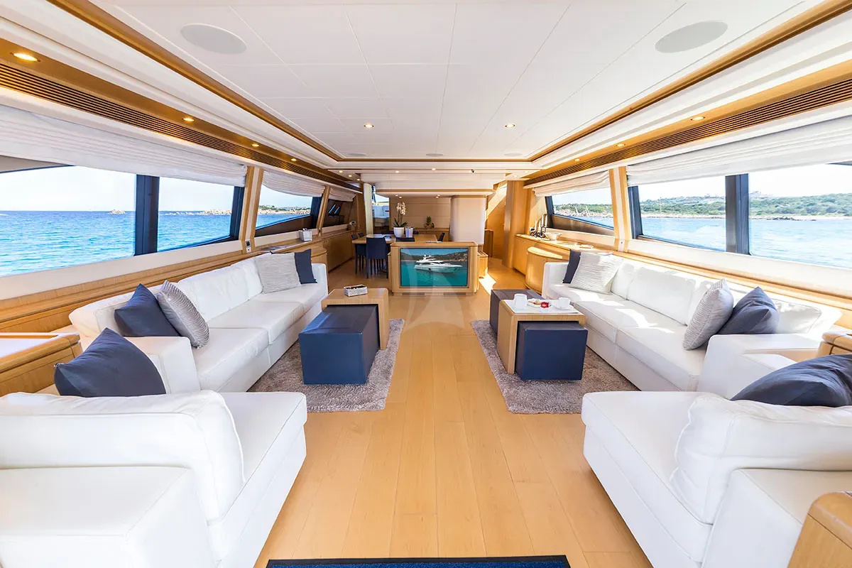 levante_yacht