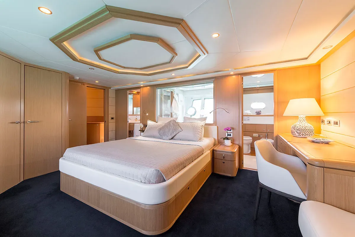 levante_yacht
