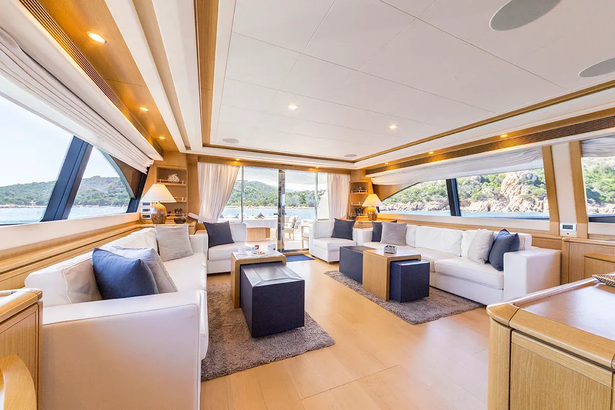 levante_yacht