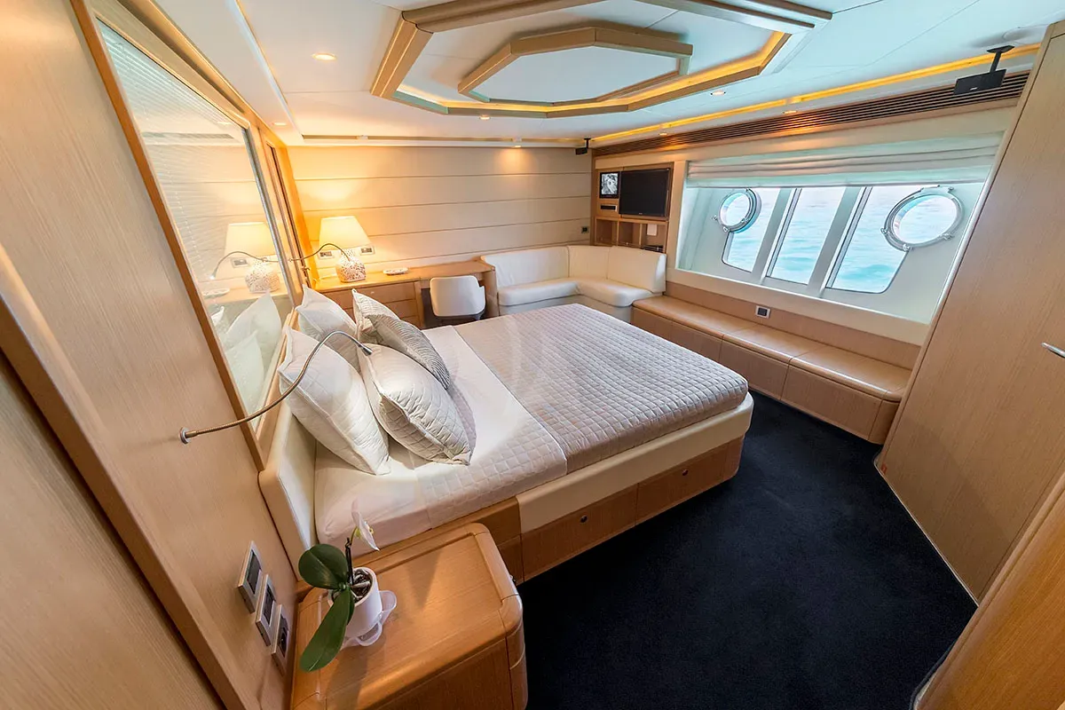 levante_yacht
