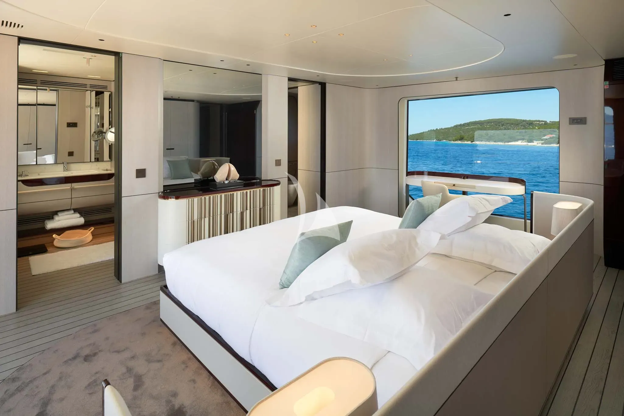 levante_yacht