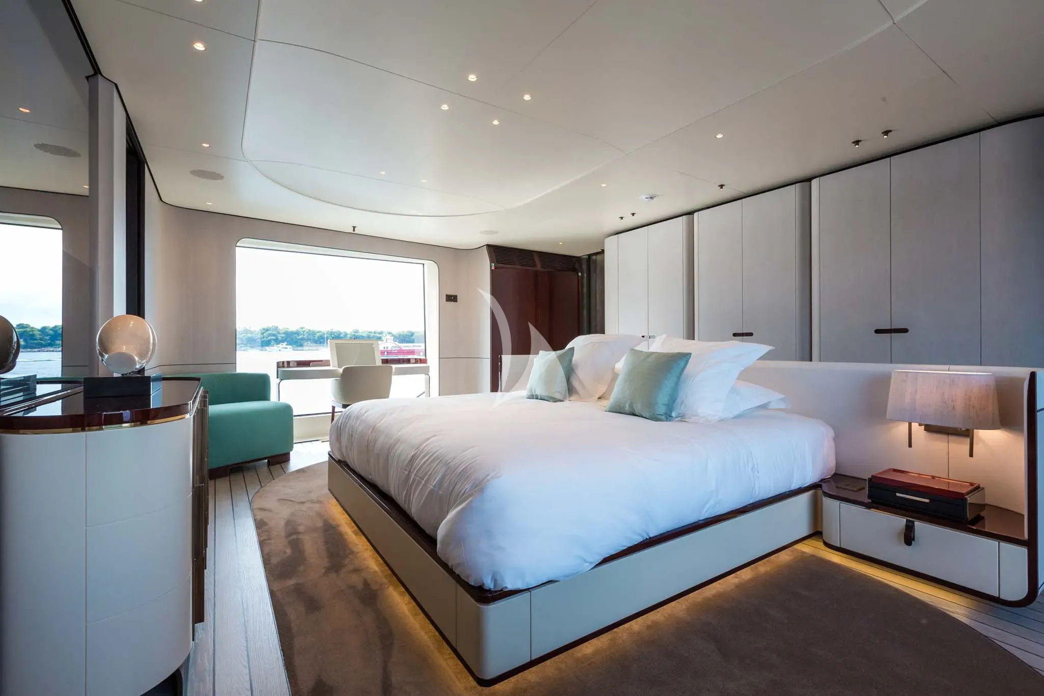 levante_yacht