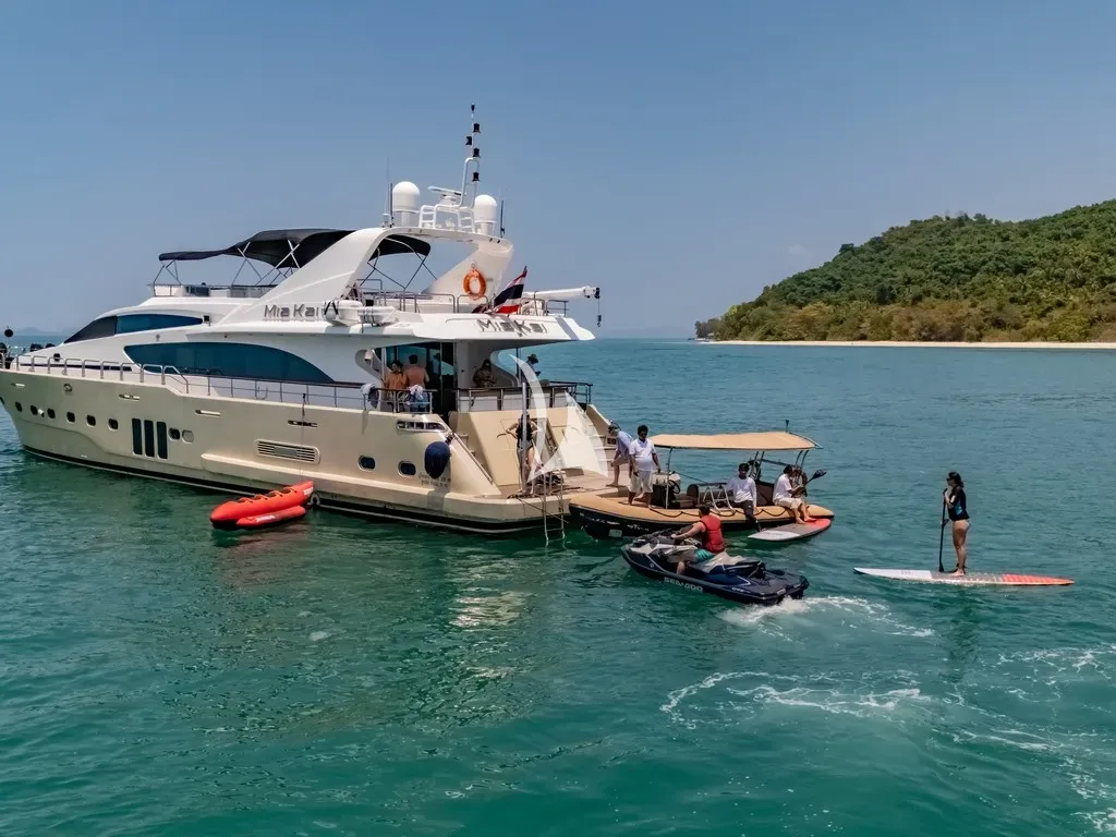 levante_yacht