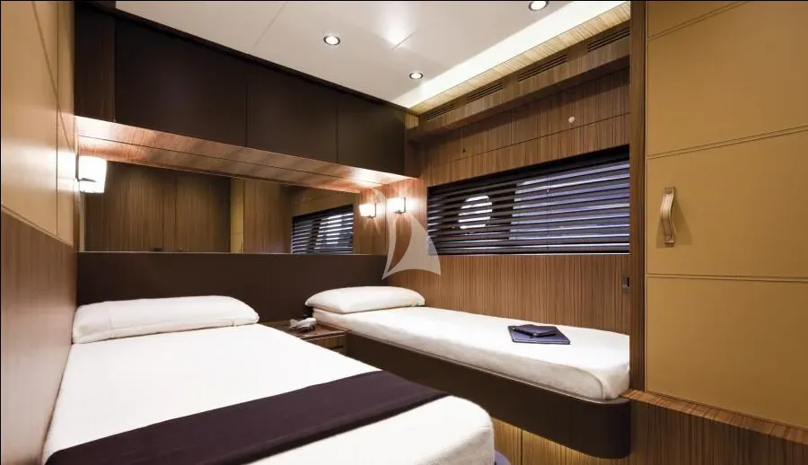 levante_yacht