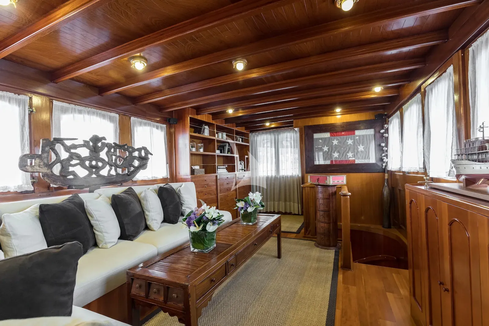levante_yacht