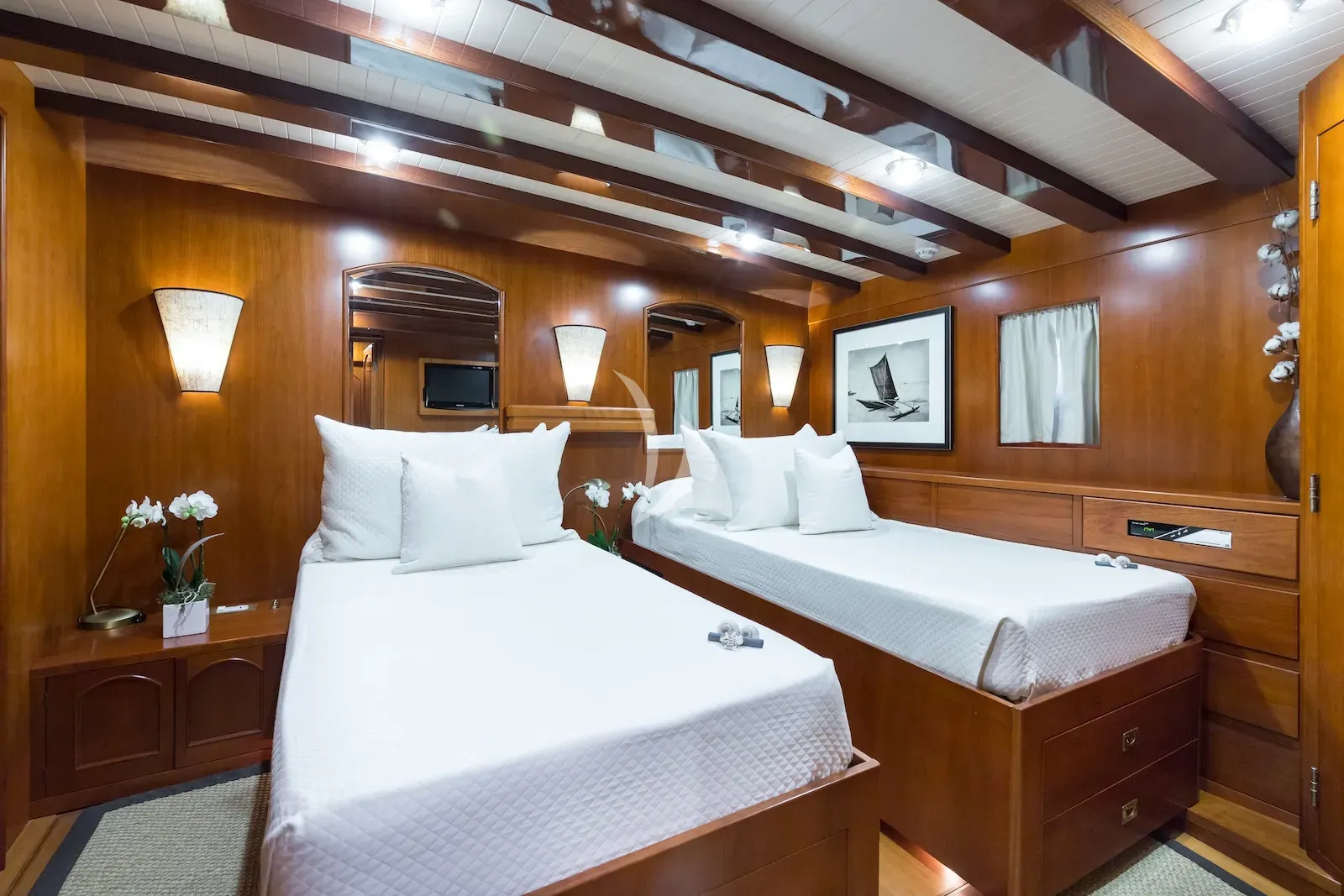 levante_yacht