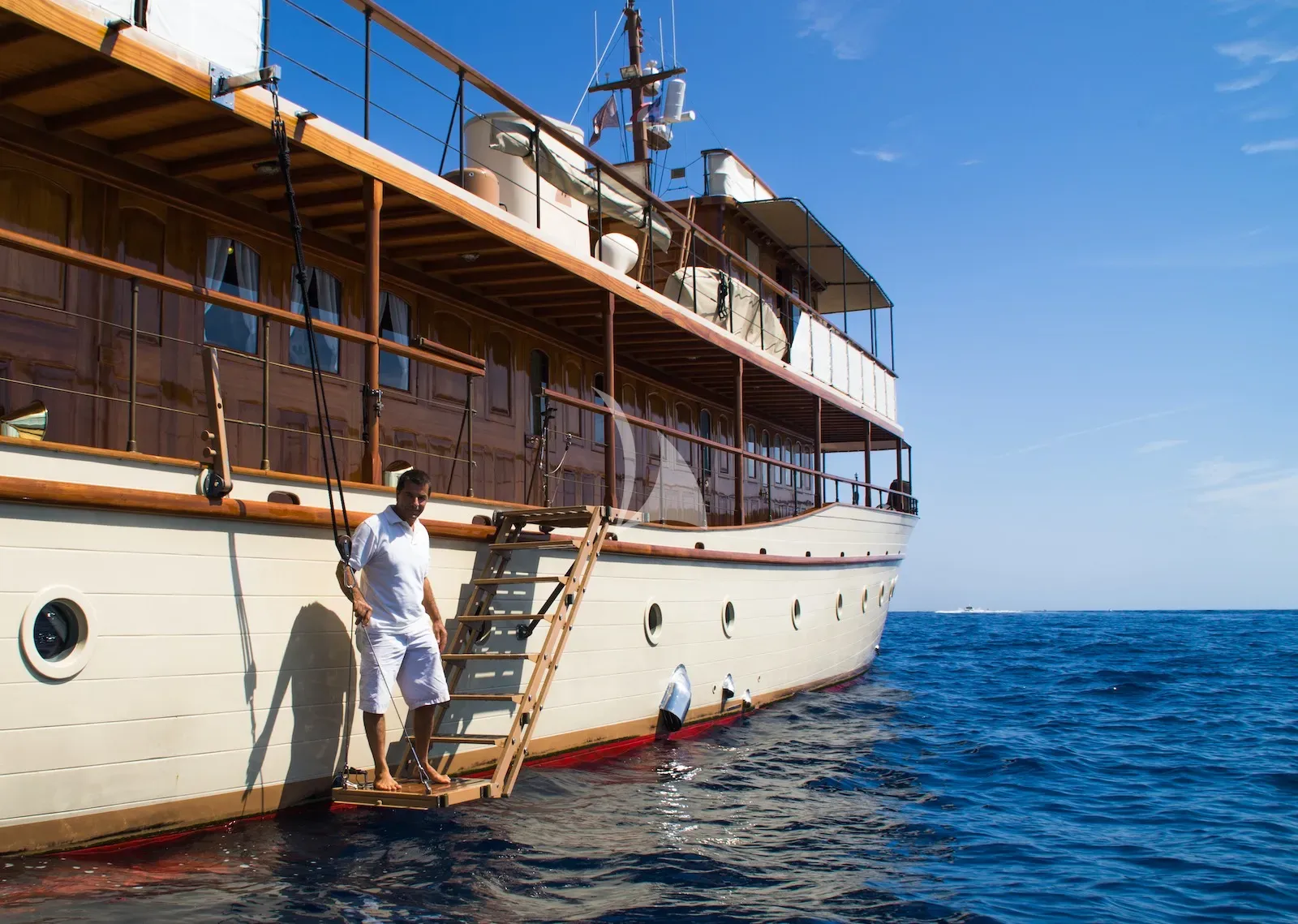 levante_yacht