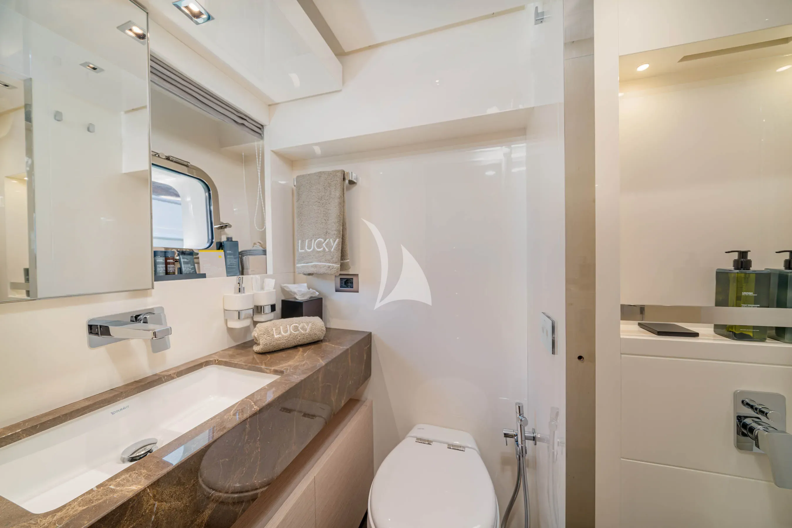 levante_yacht