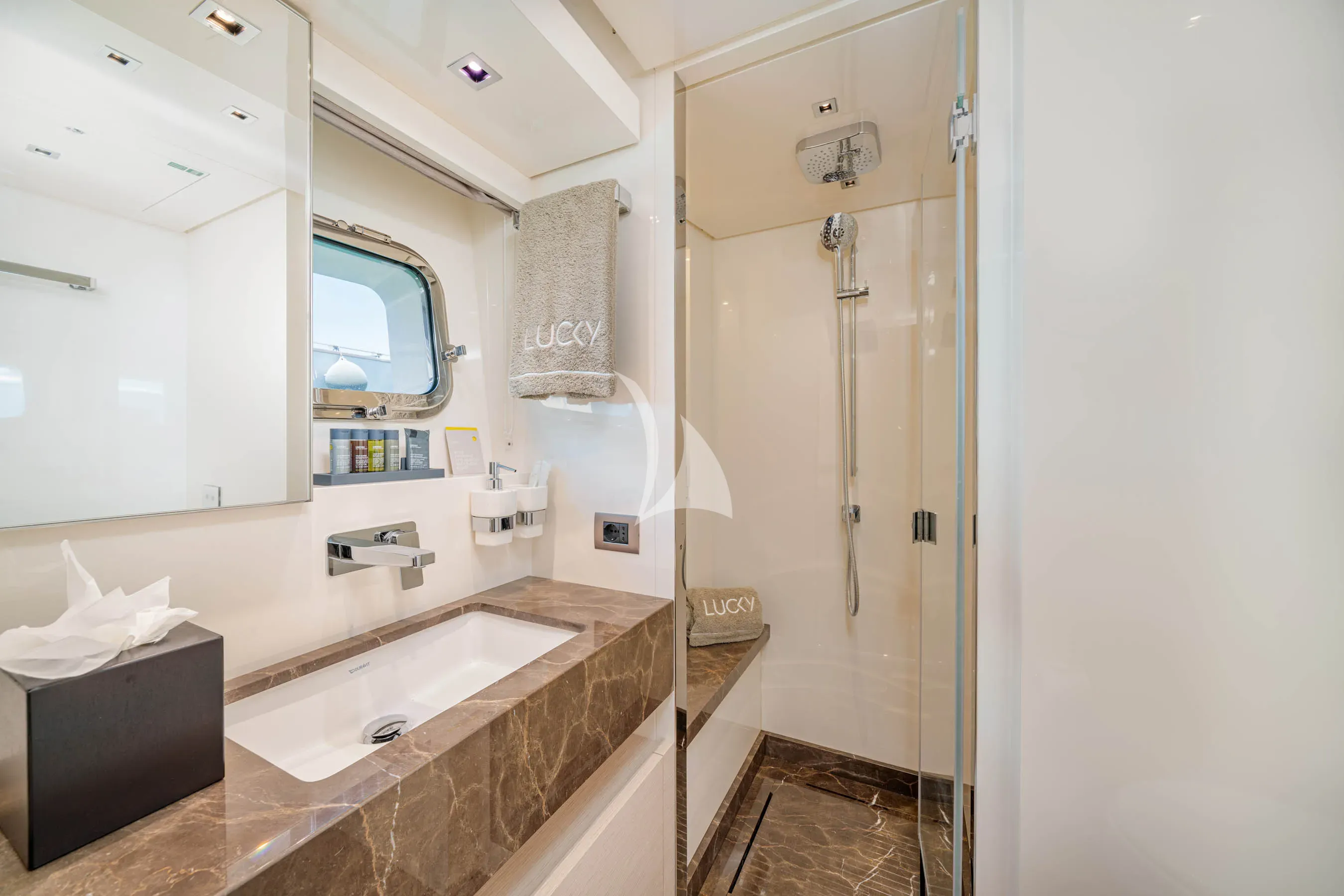 levante_yacht