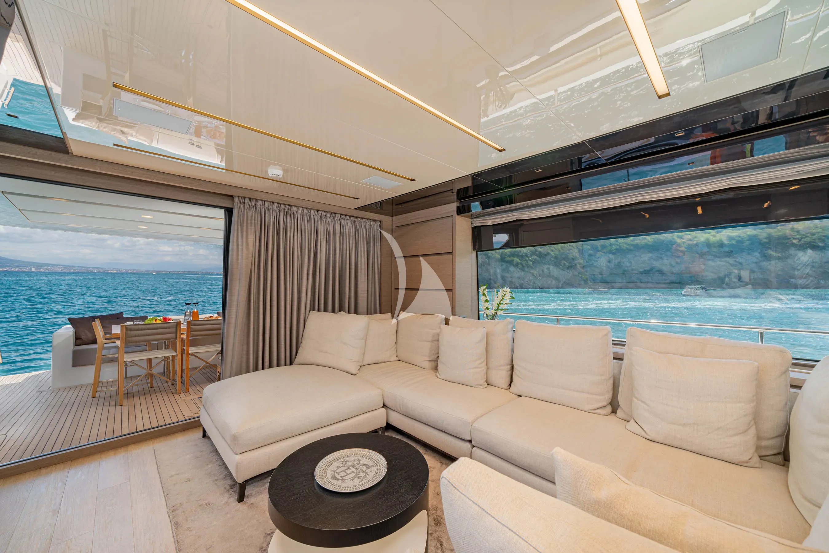 levante_yacht