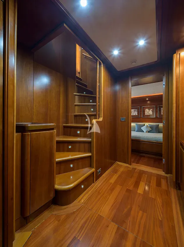 levante_yacht