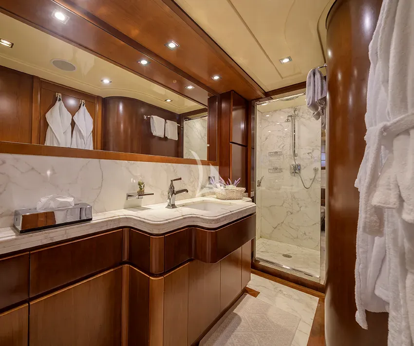 levante_yacht