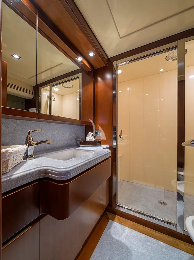 levante_yacht