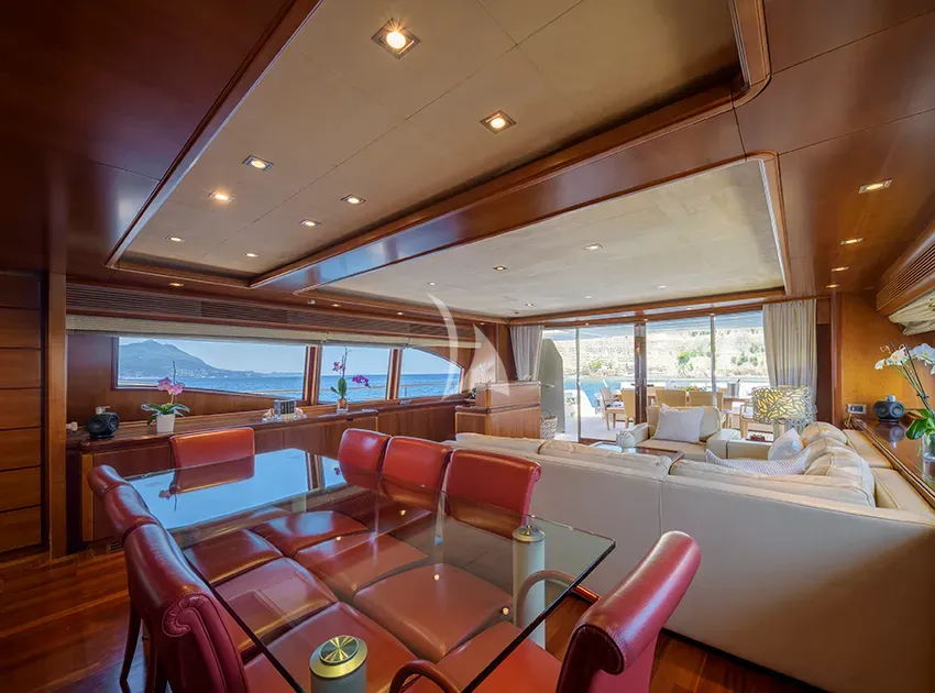 levante_yacht