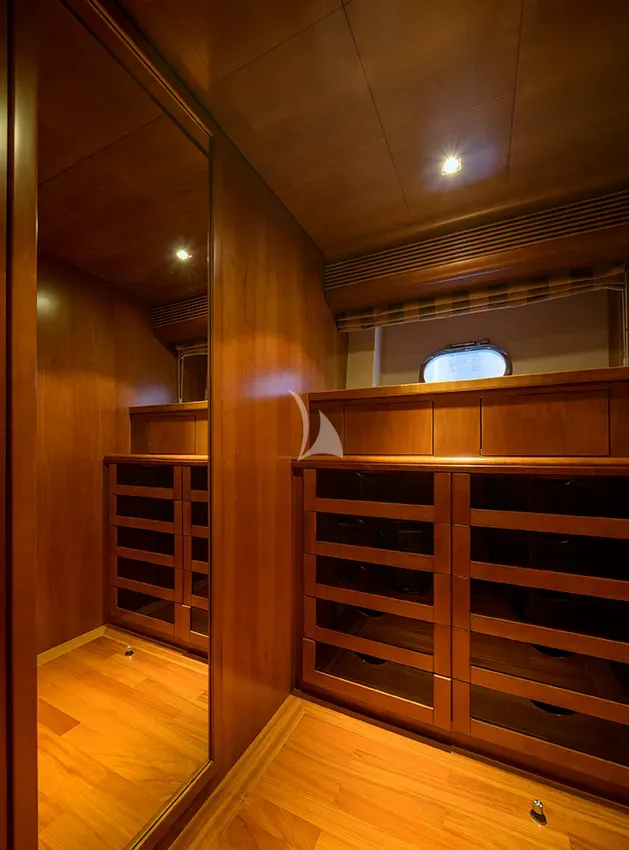 levante_yacht