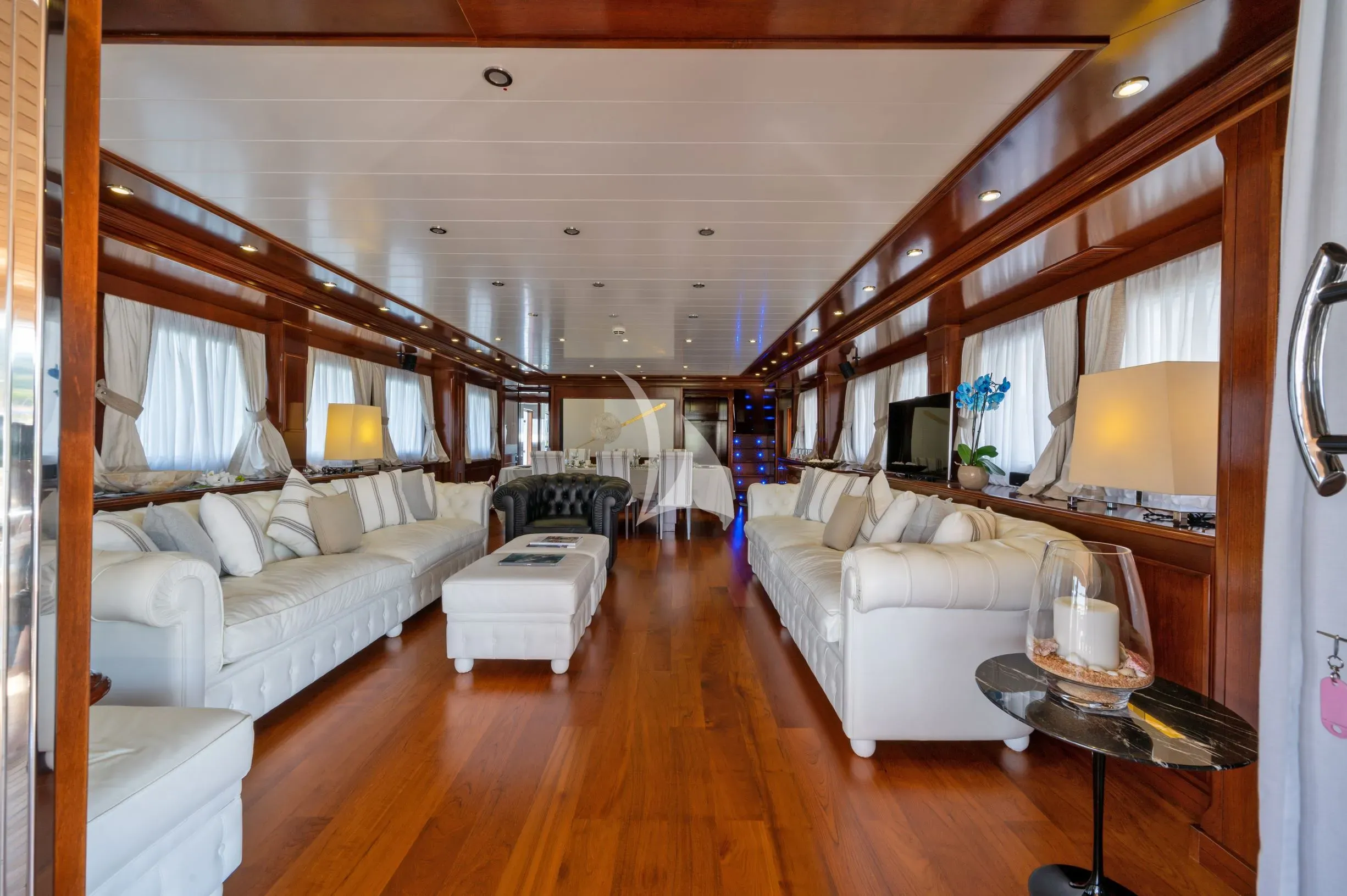 levante_yacht