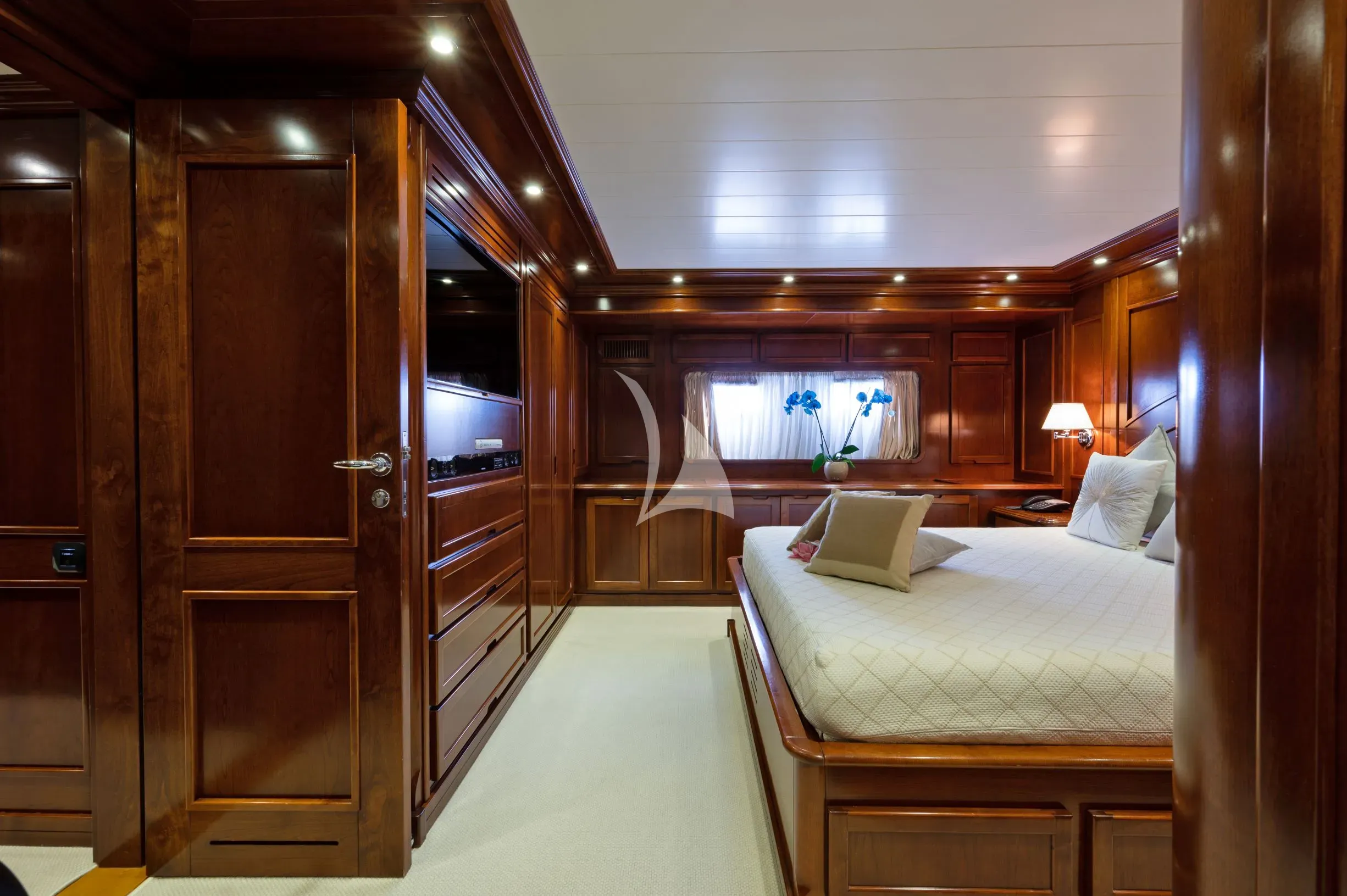 levante_yacht