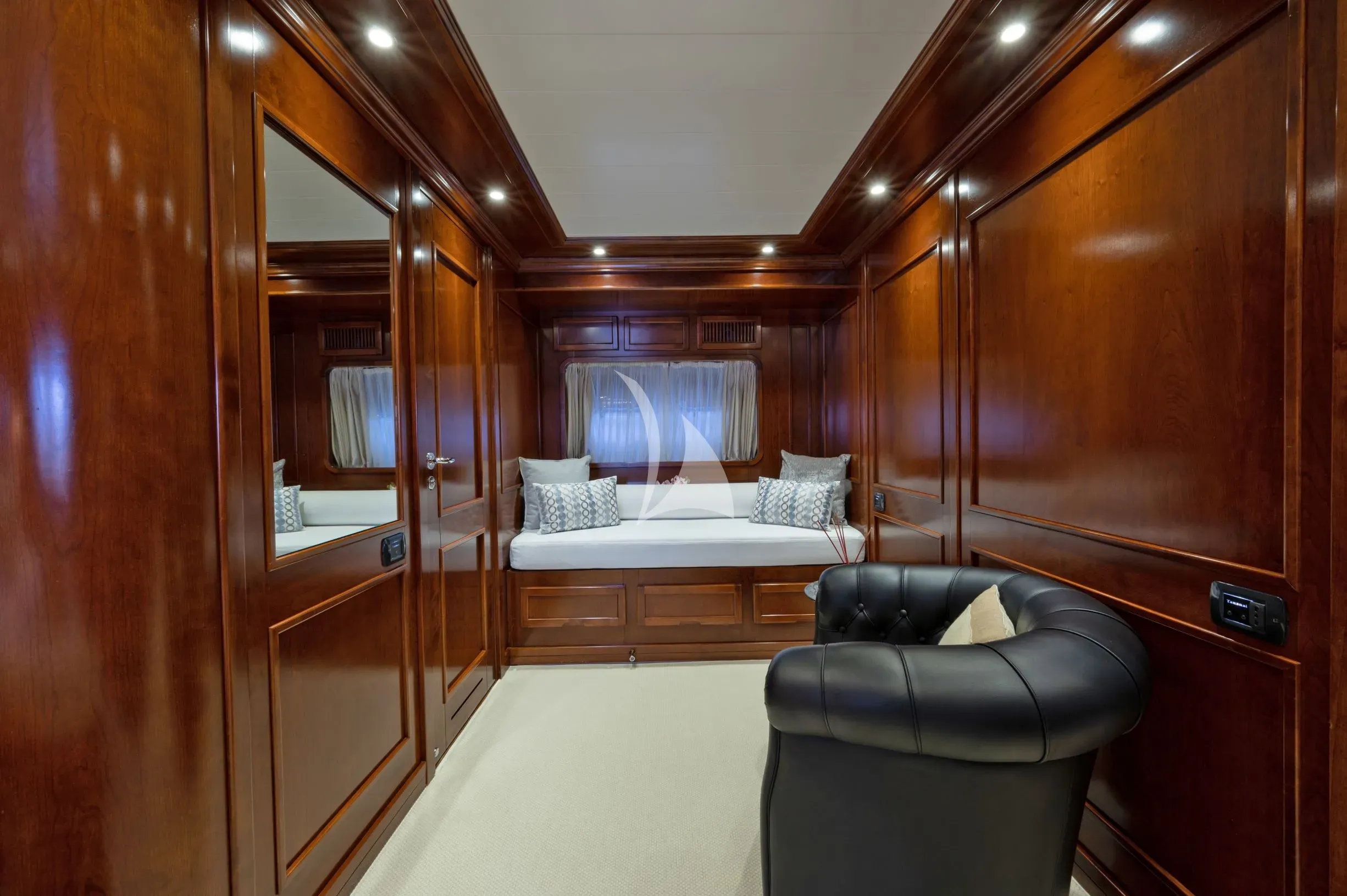 levante_yacht