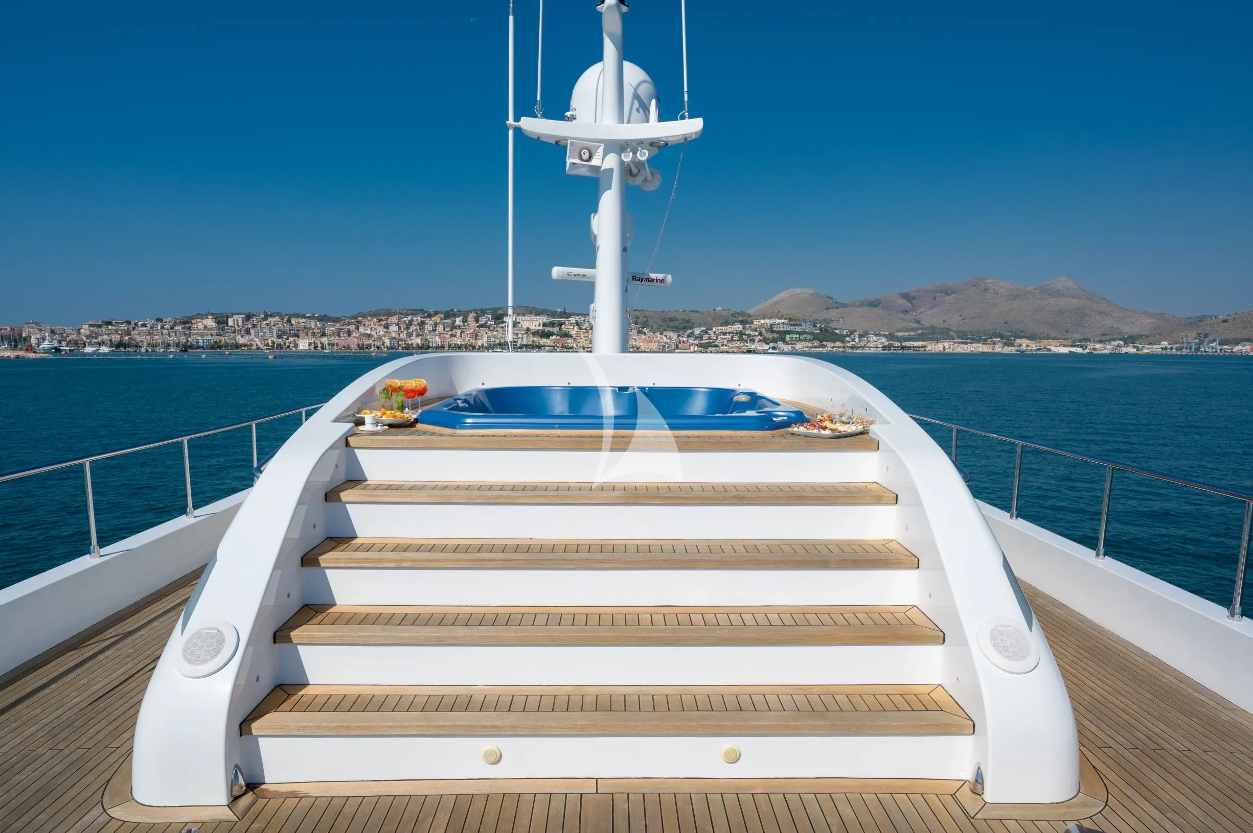 levante_yacht