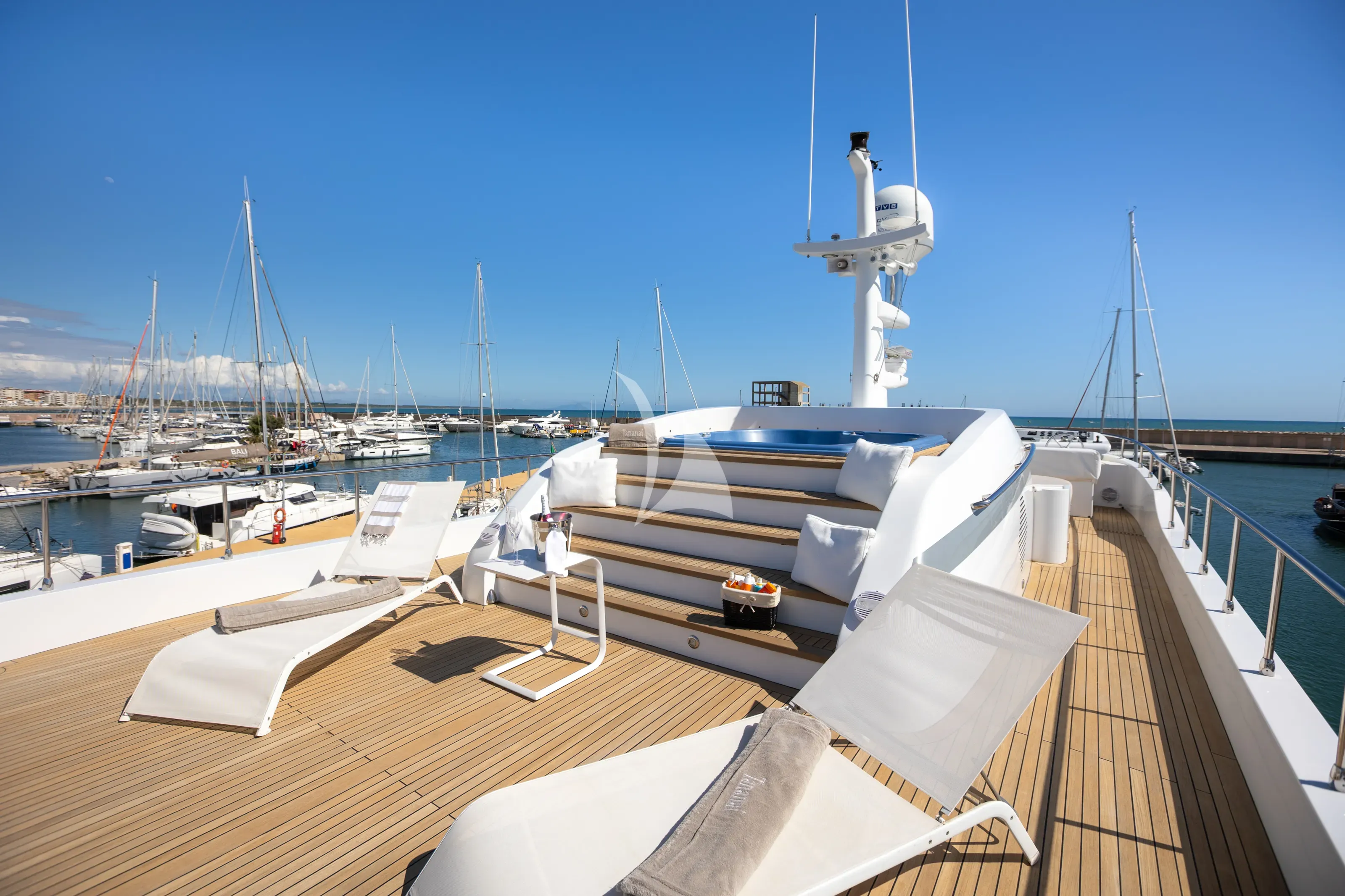 levante_yacht