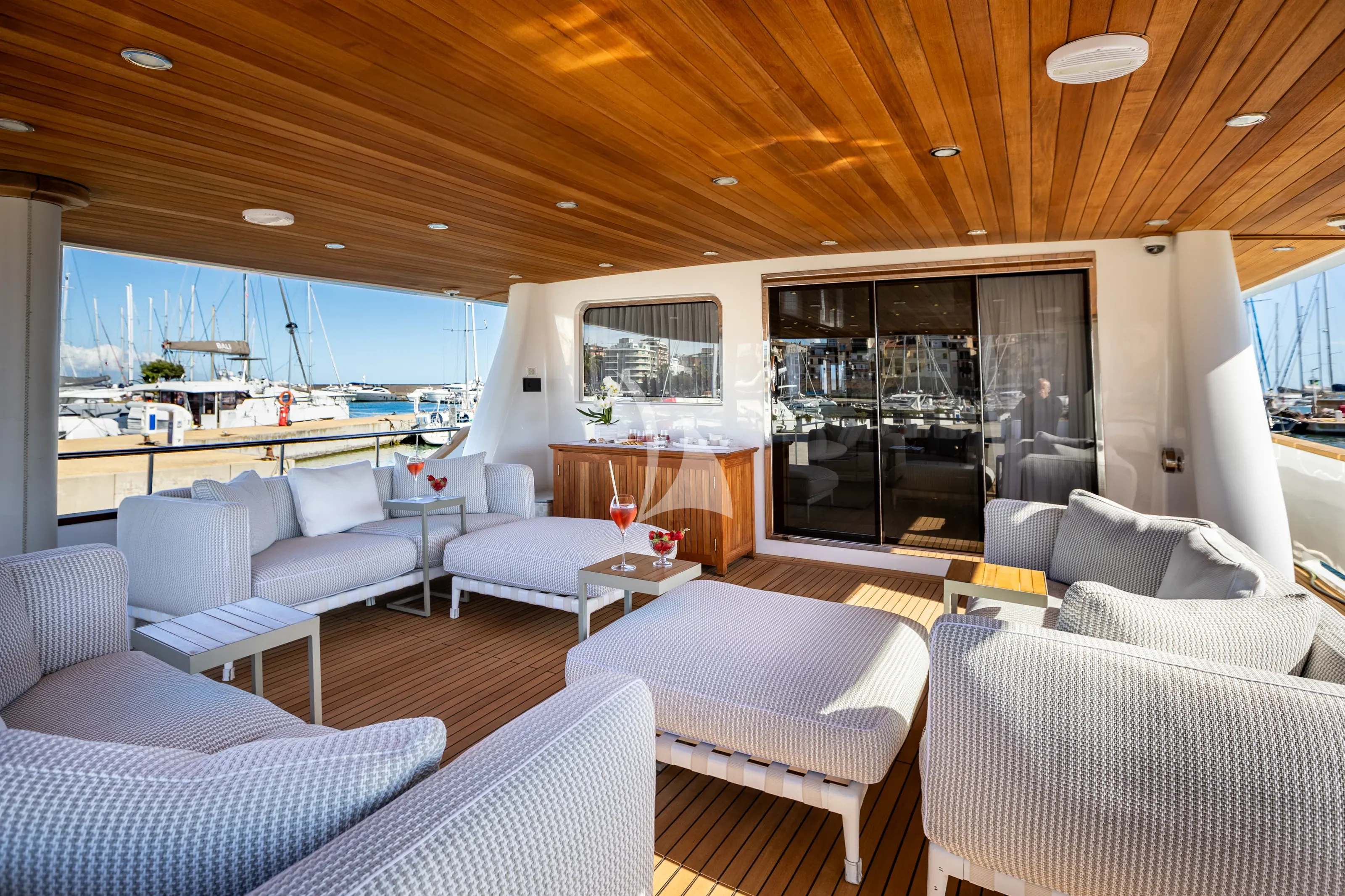levante_yacht