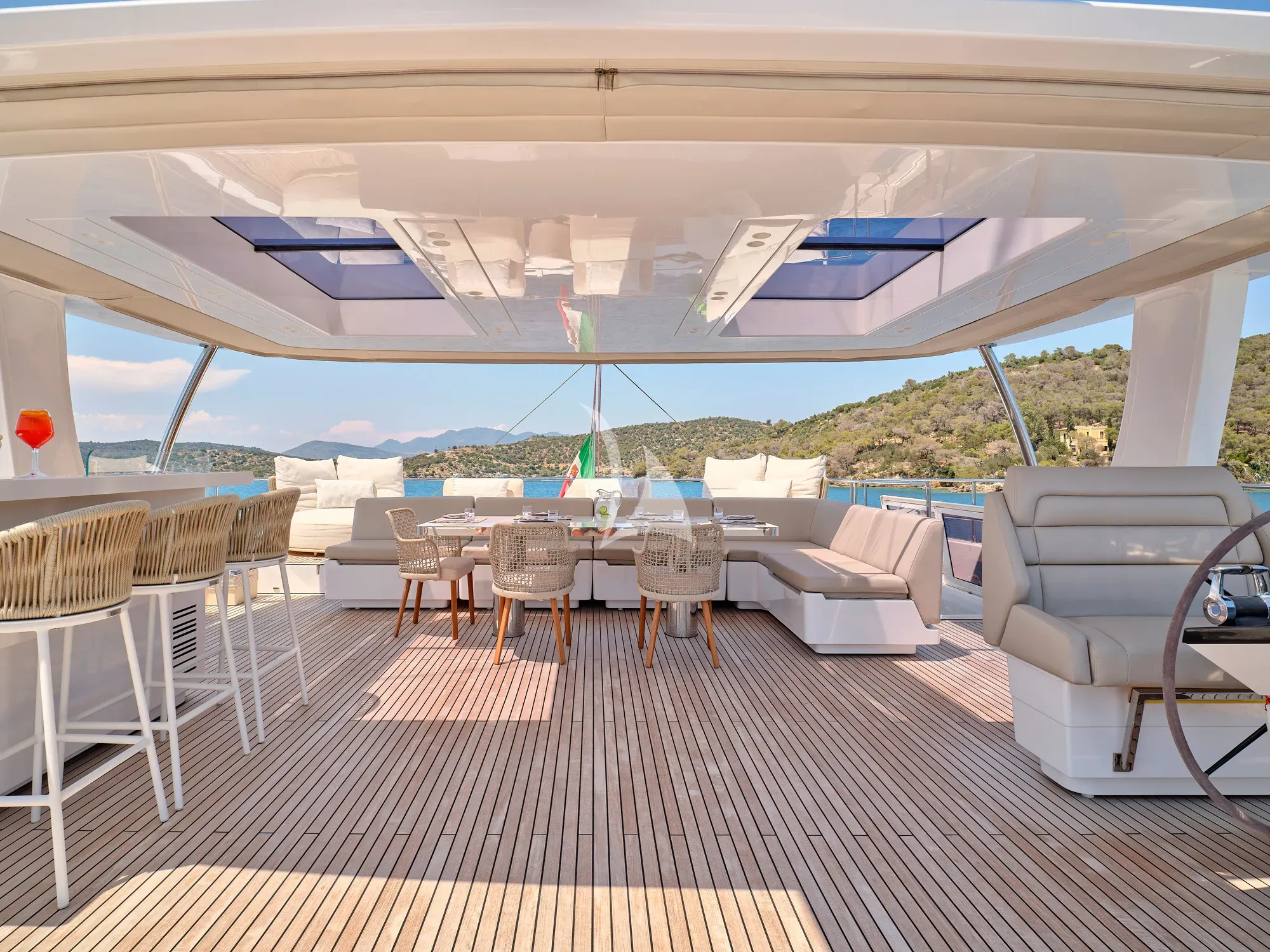 levante_yacht