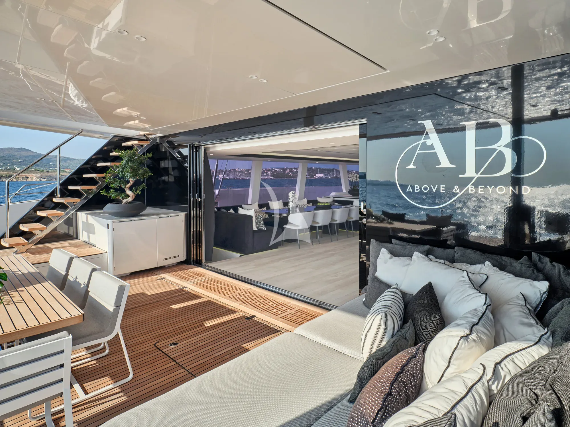 levante_yacht