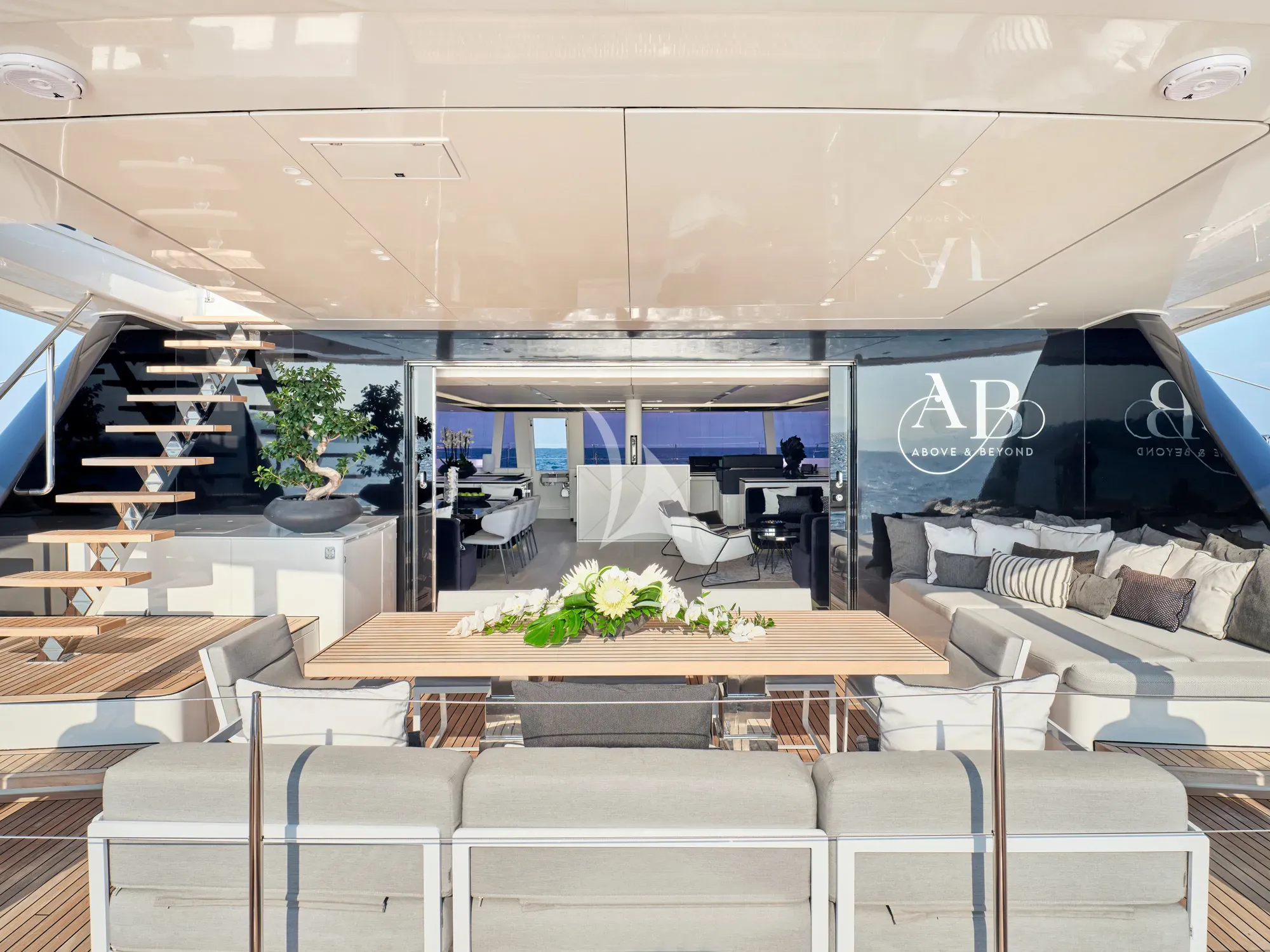 levante_yacht