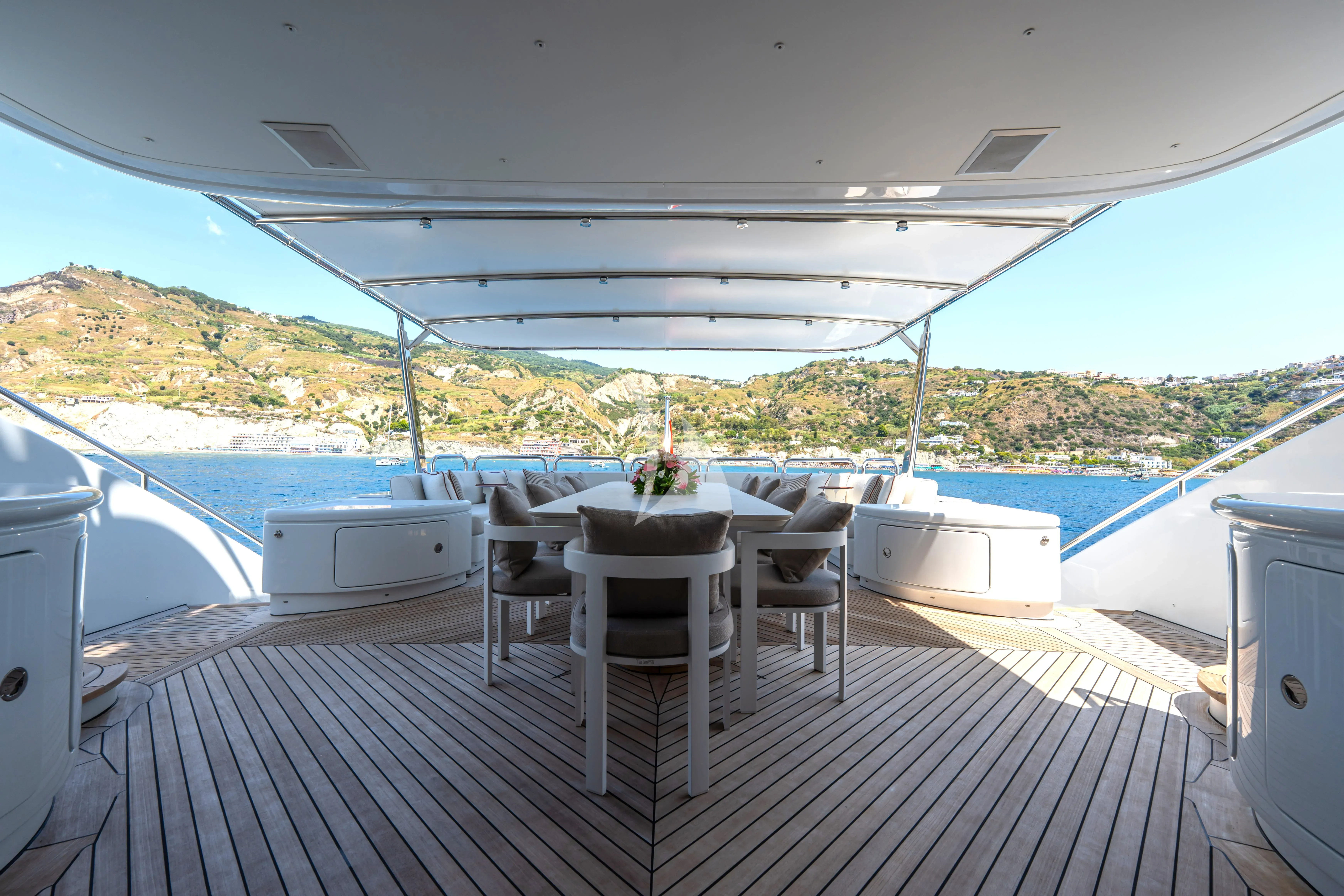 levante_yacht