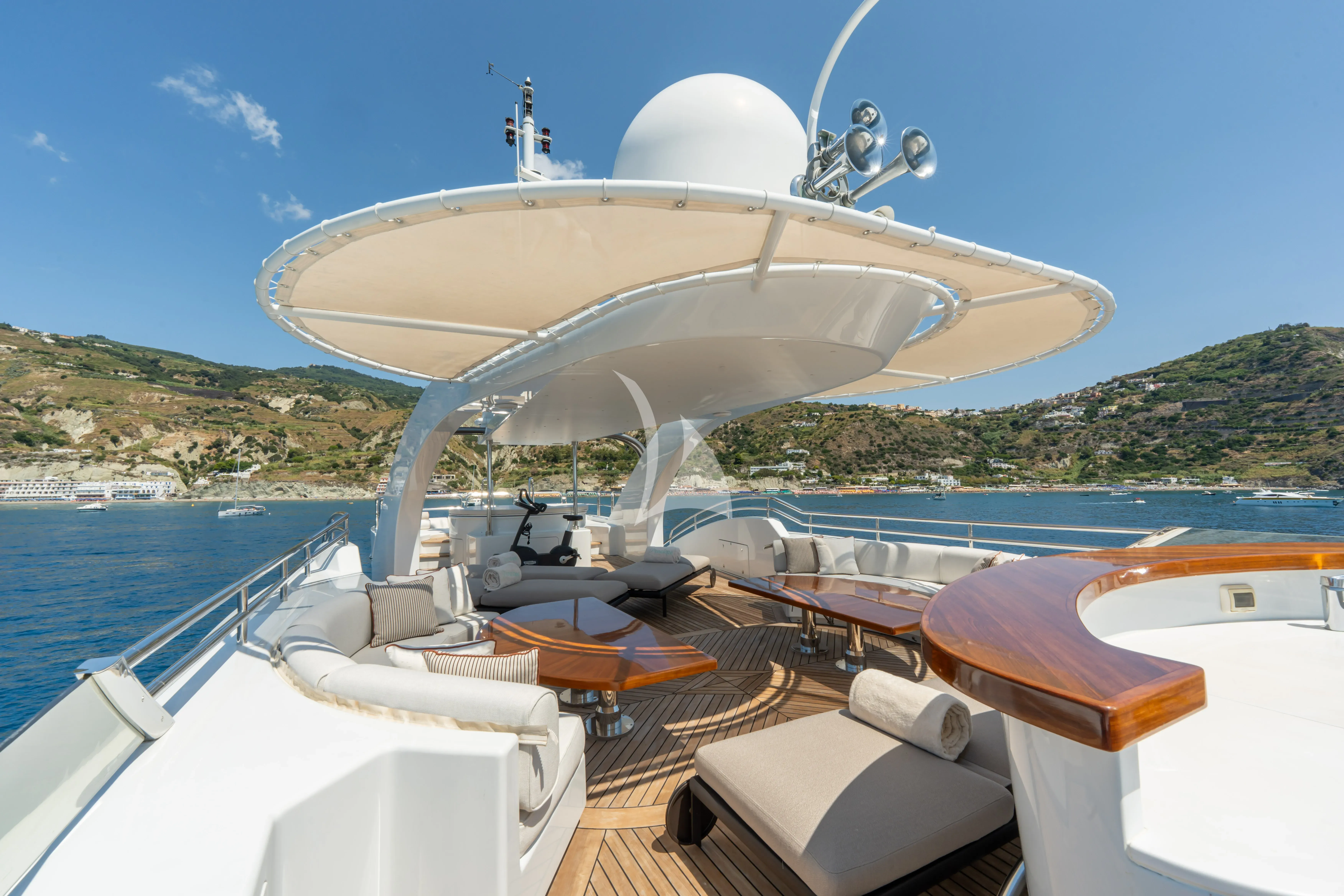 levante_yacht