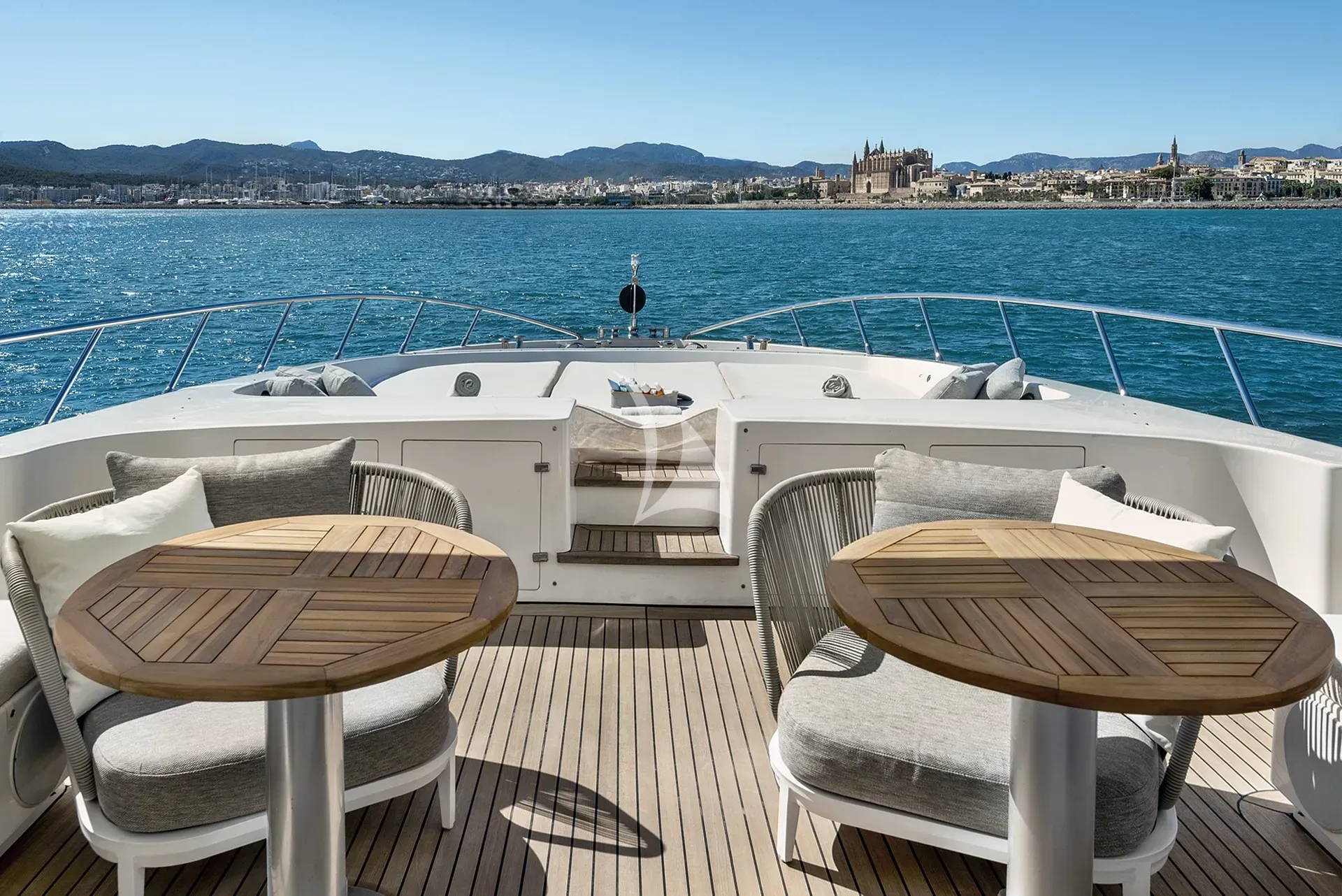 levante_yacht