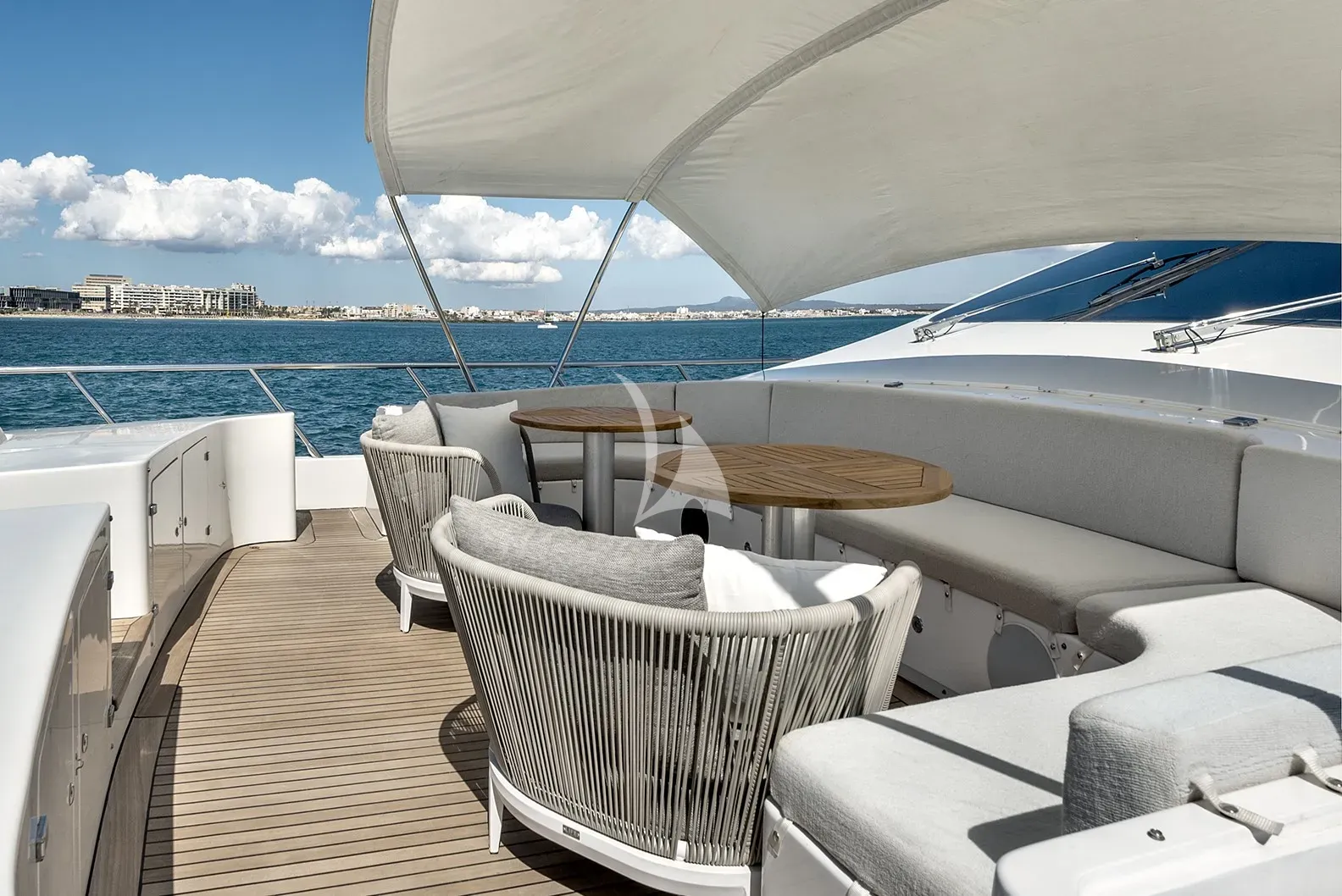 levante_yacht