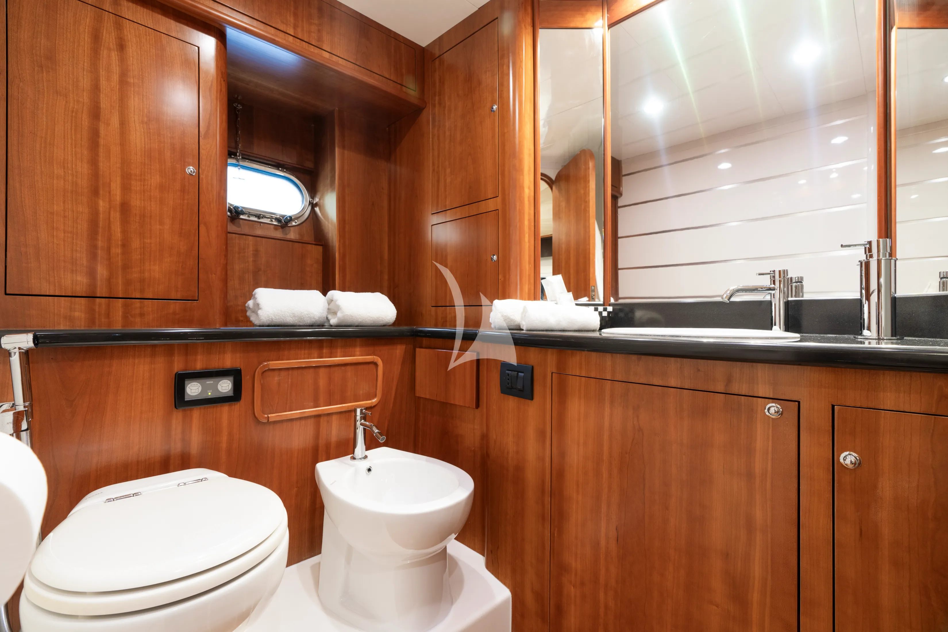 levante_yacht