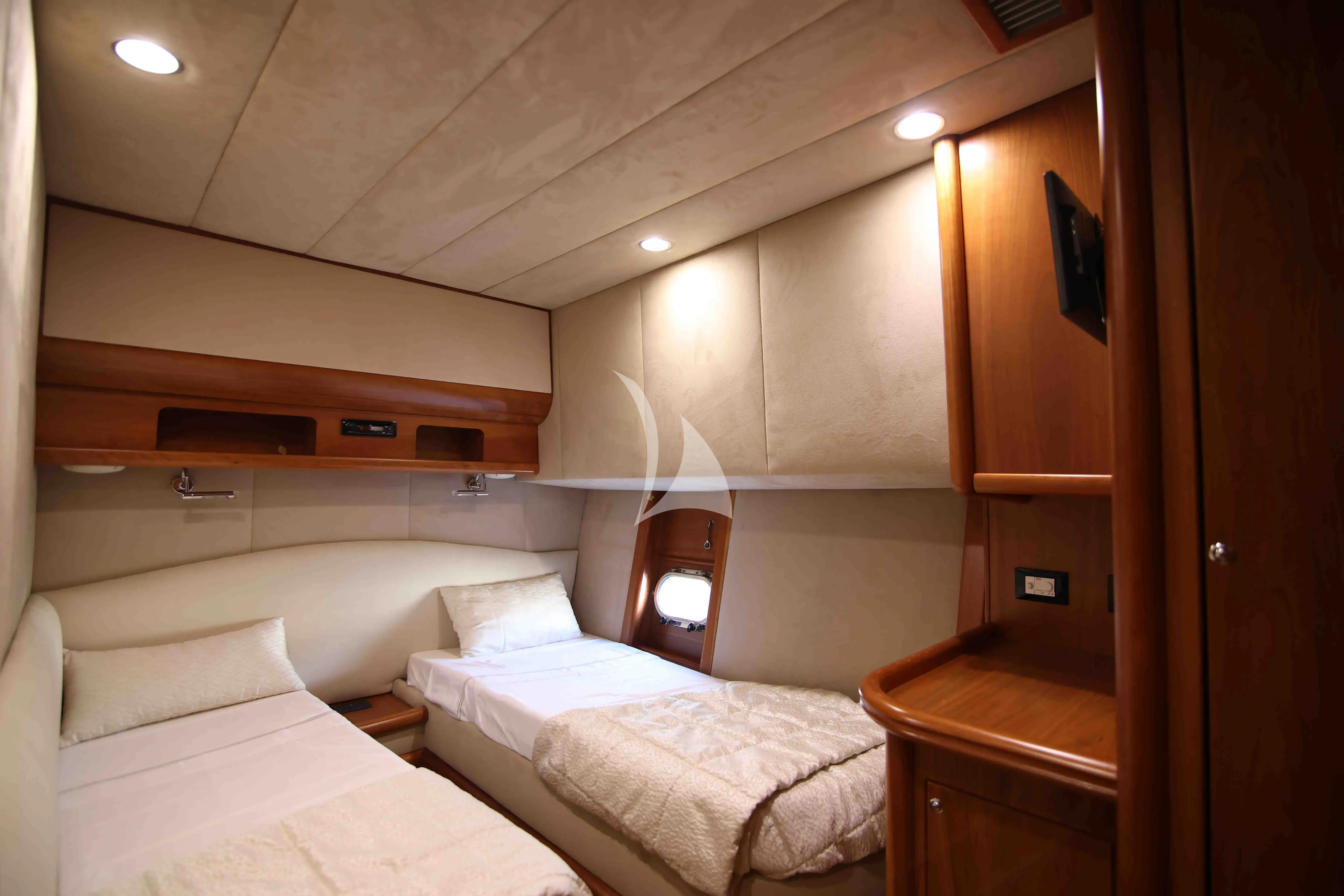 levante_yacht