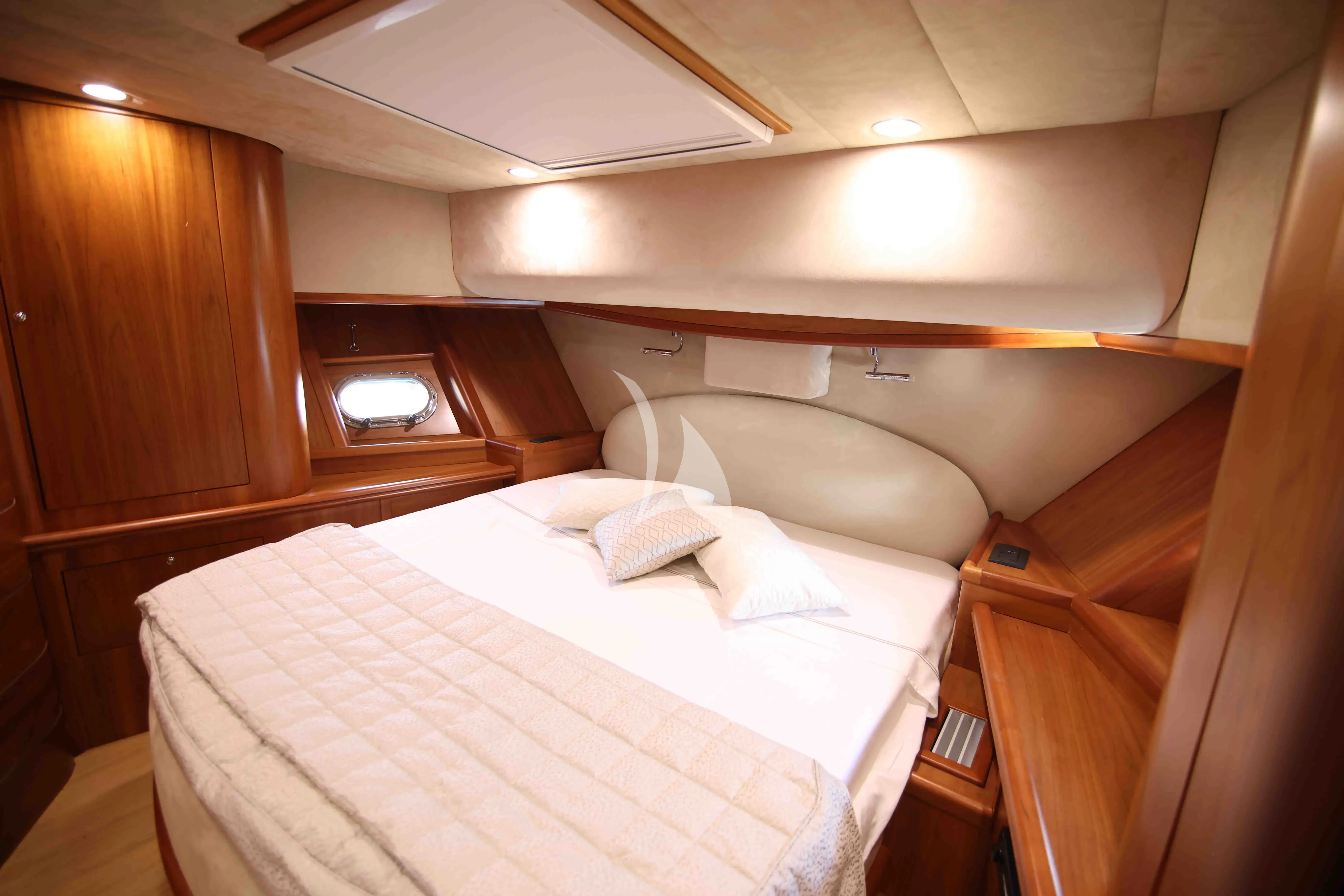 levante_yacht