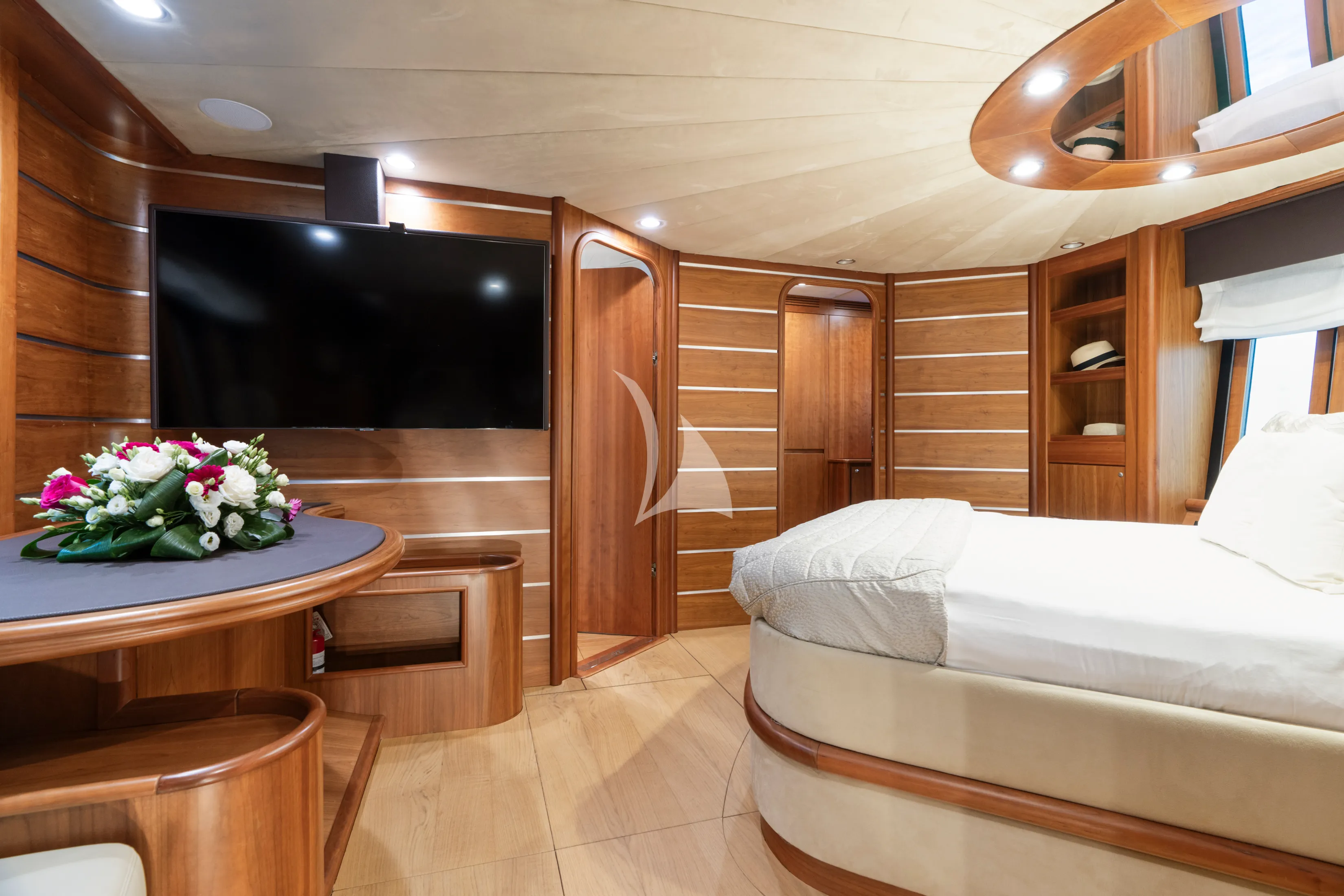 levante_yacht
