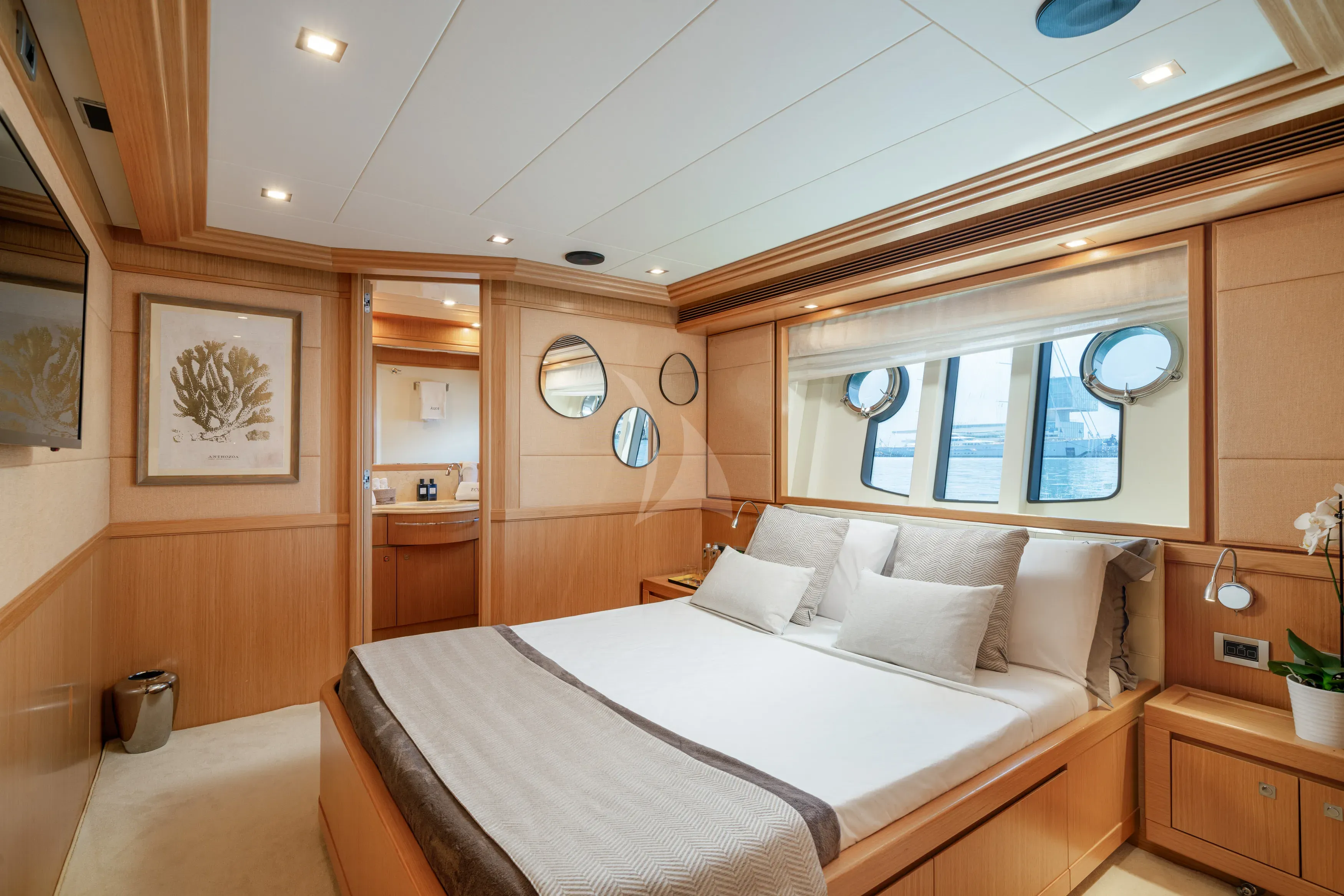 levante_yacht