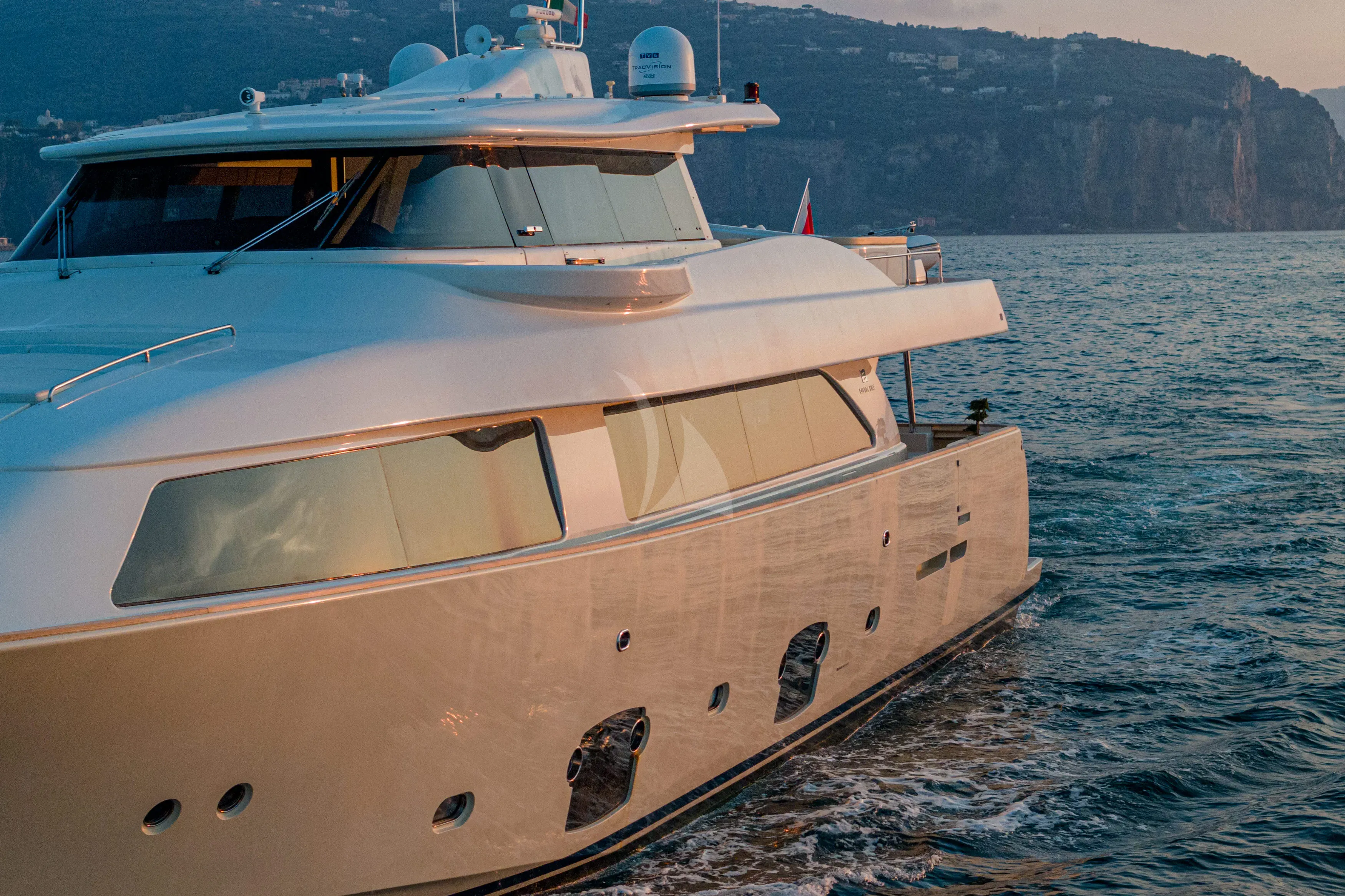 levante_yacht