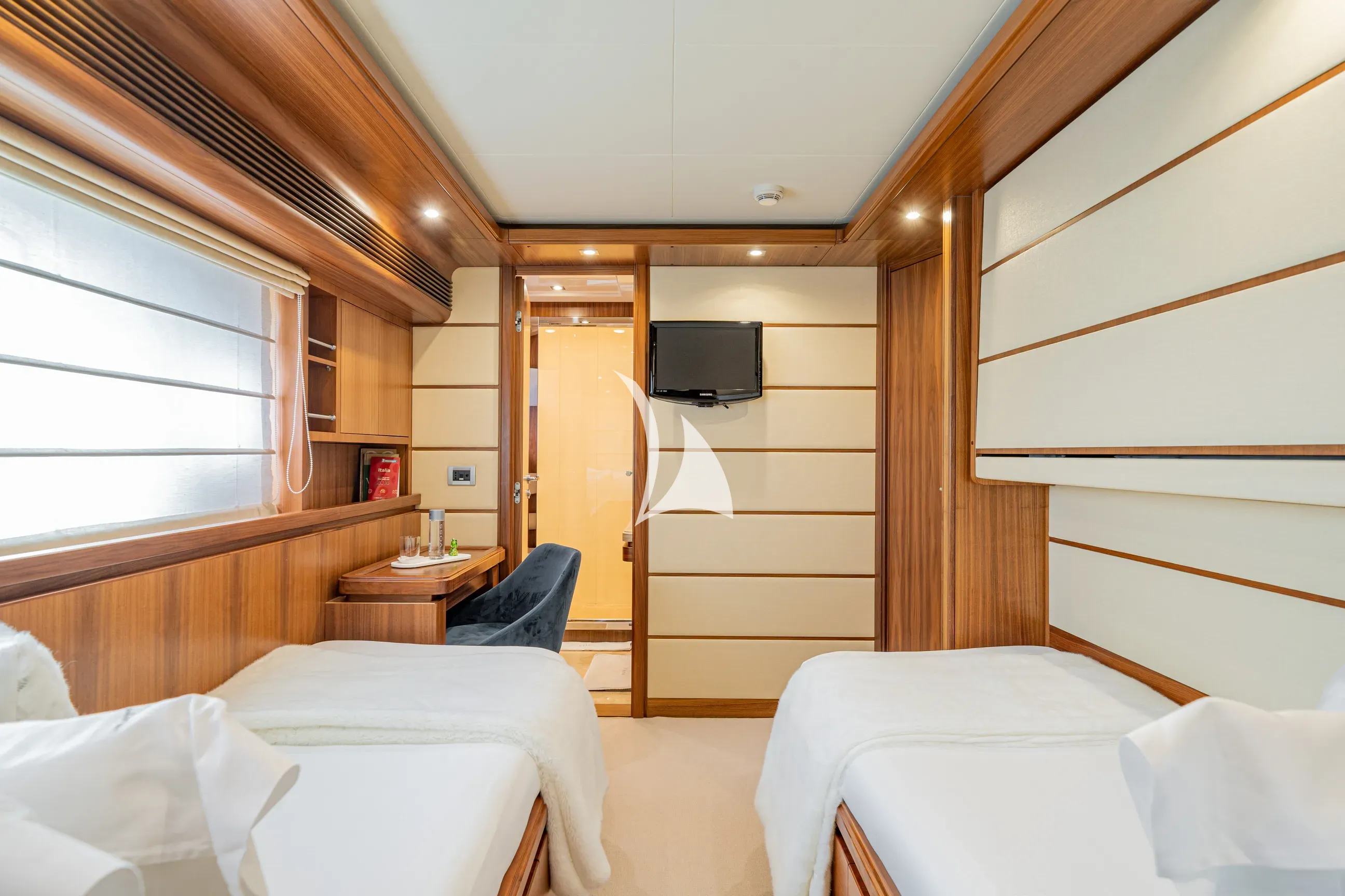 levante_yacht