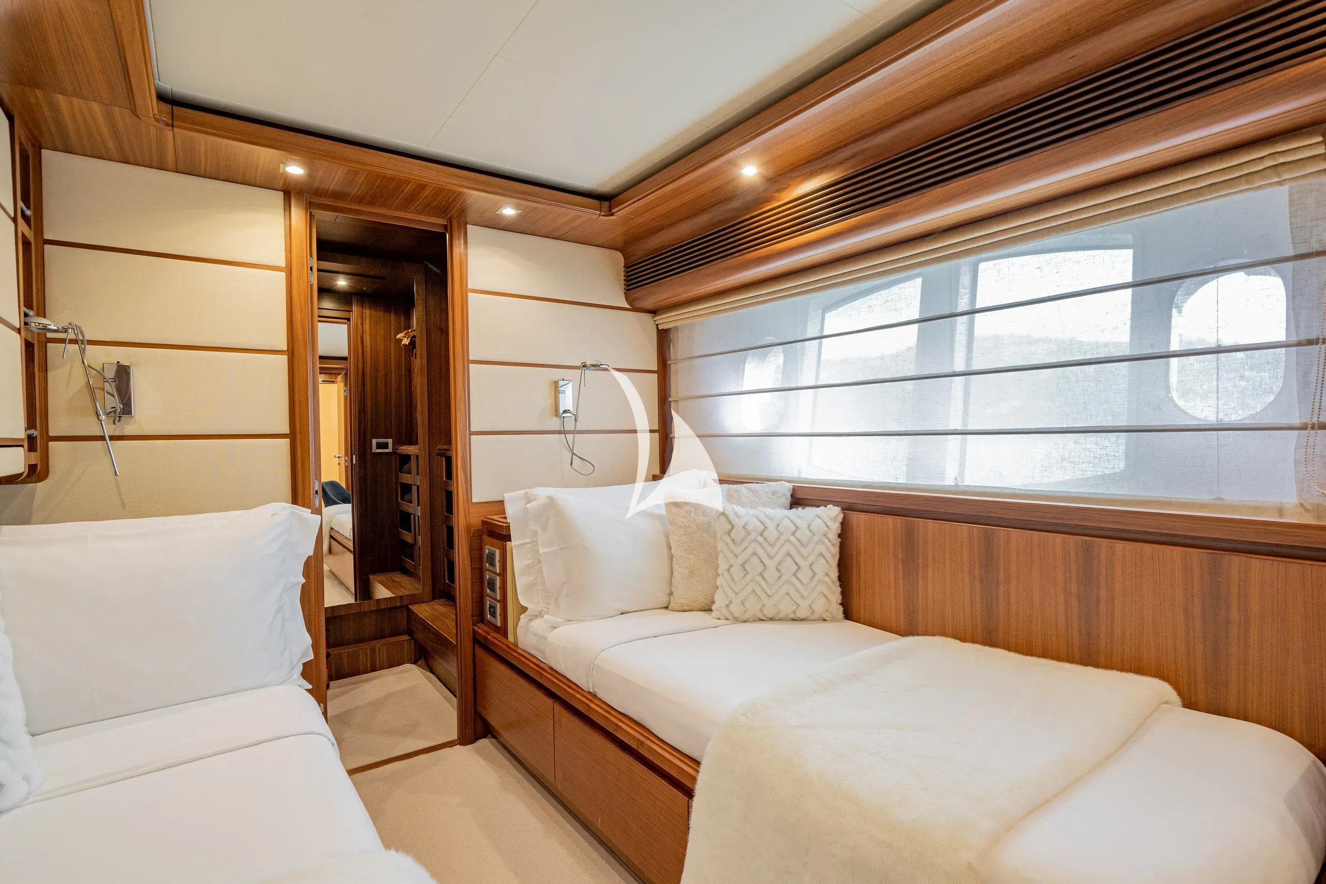 levante_yacht