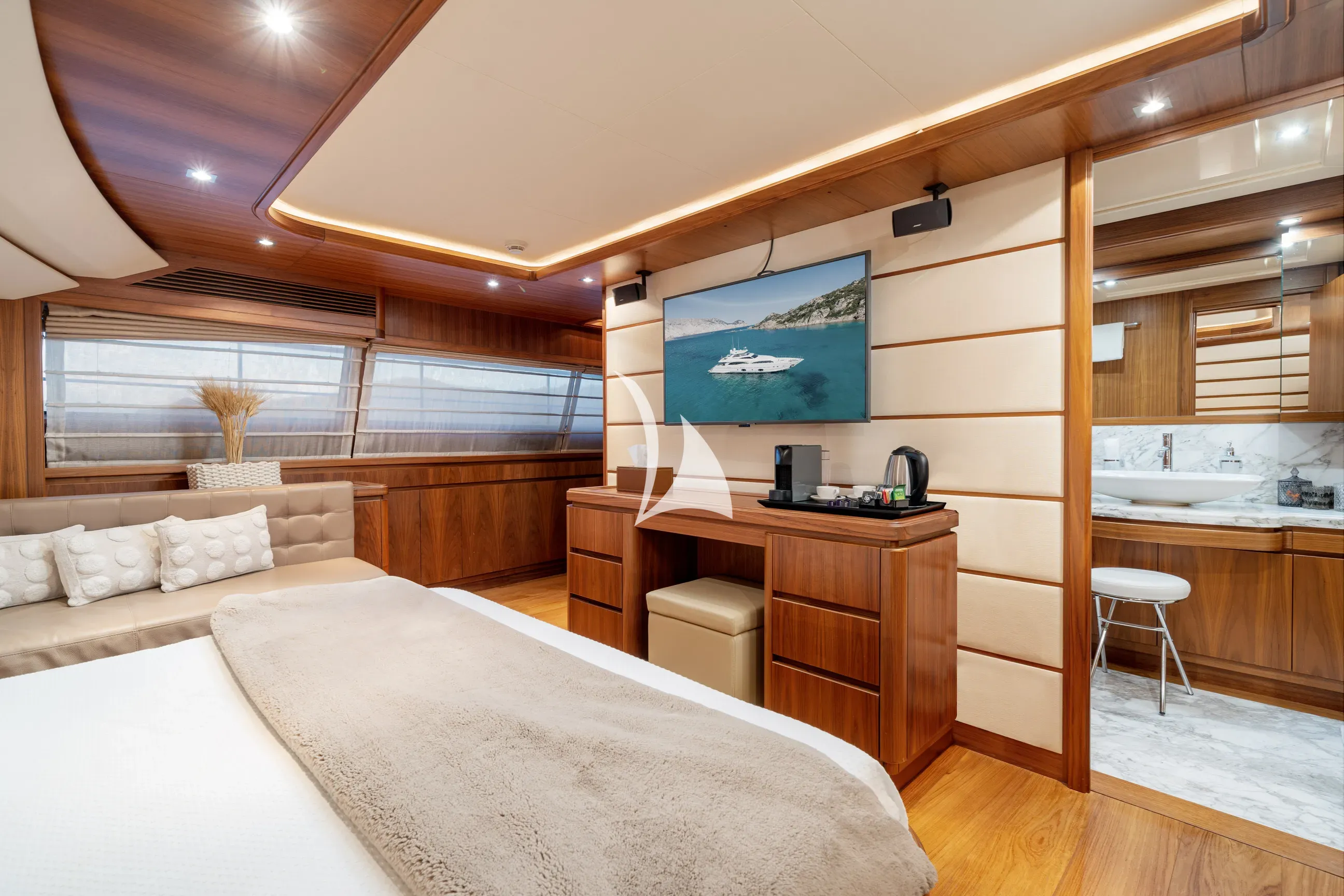 levante_yacht