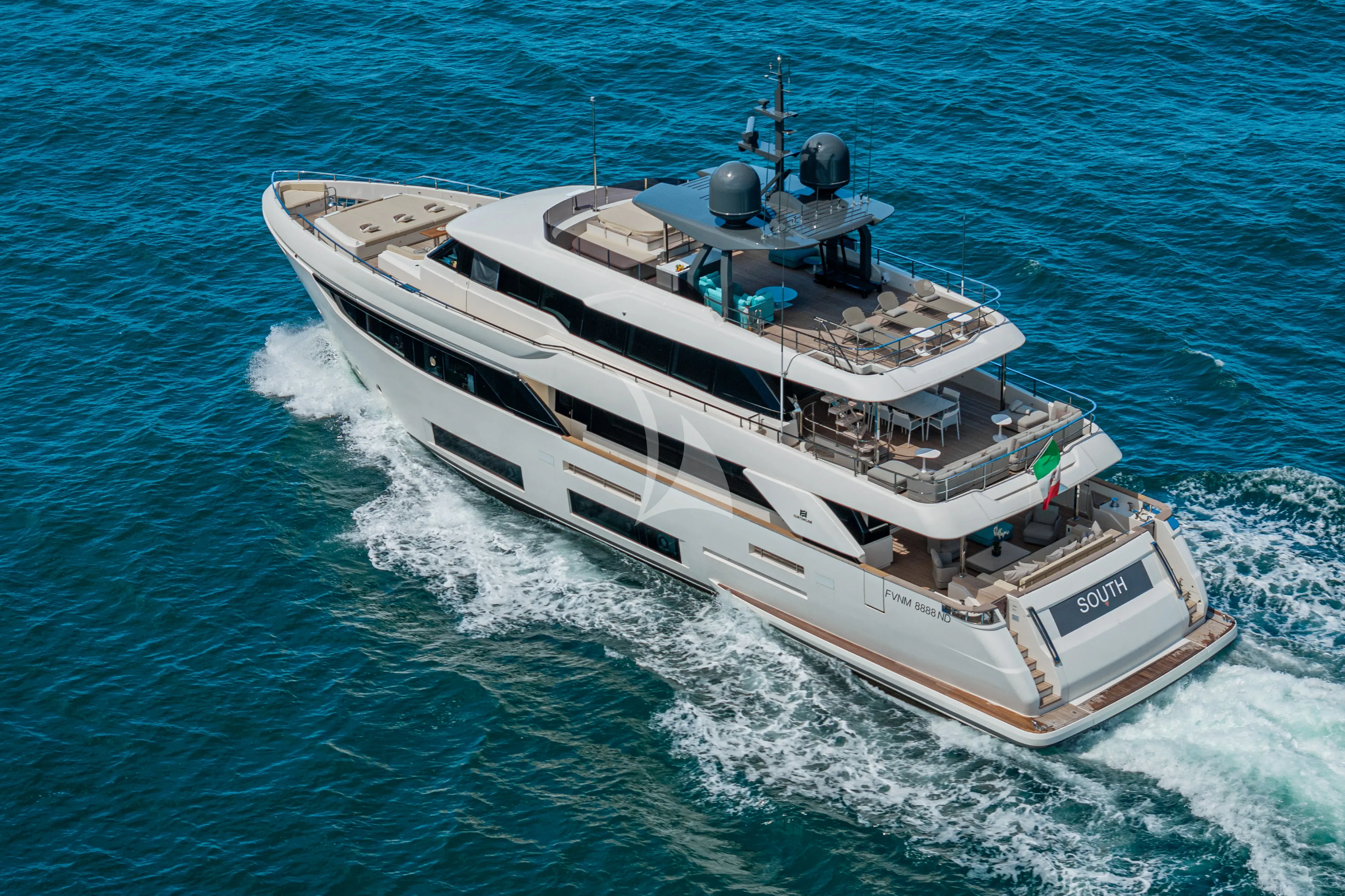 levante_yacht