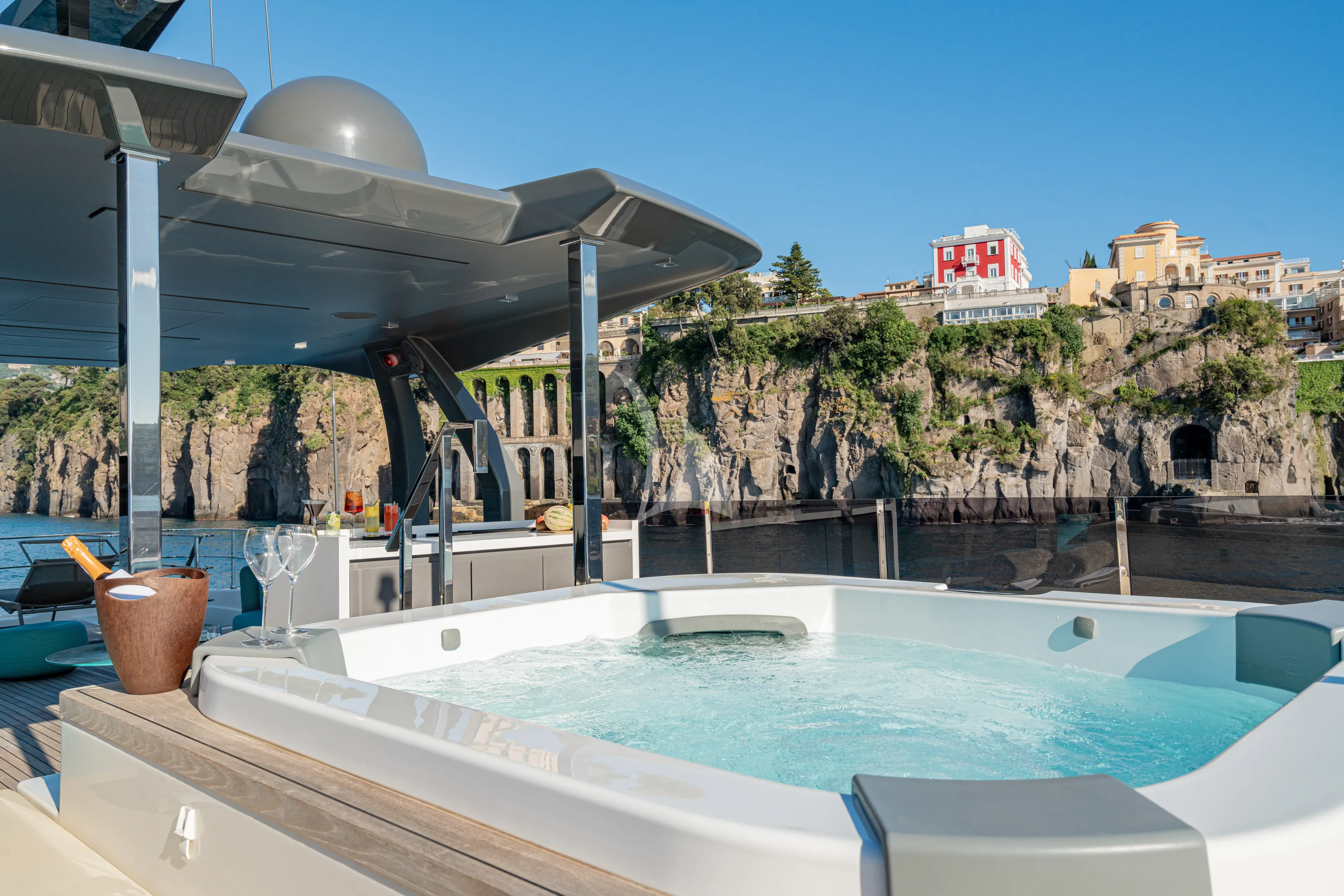 levante_yacht