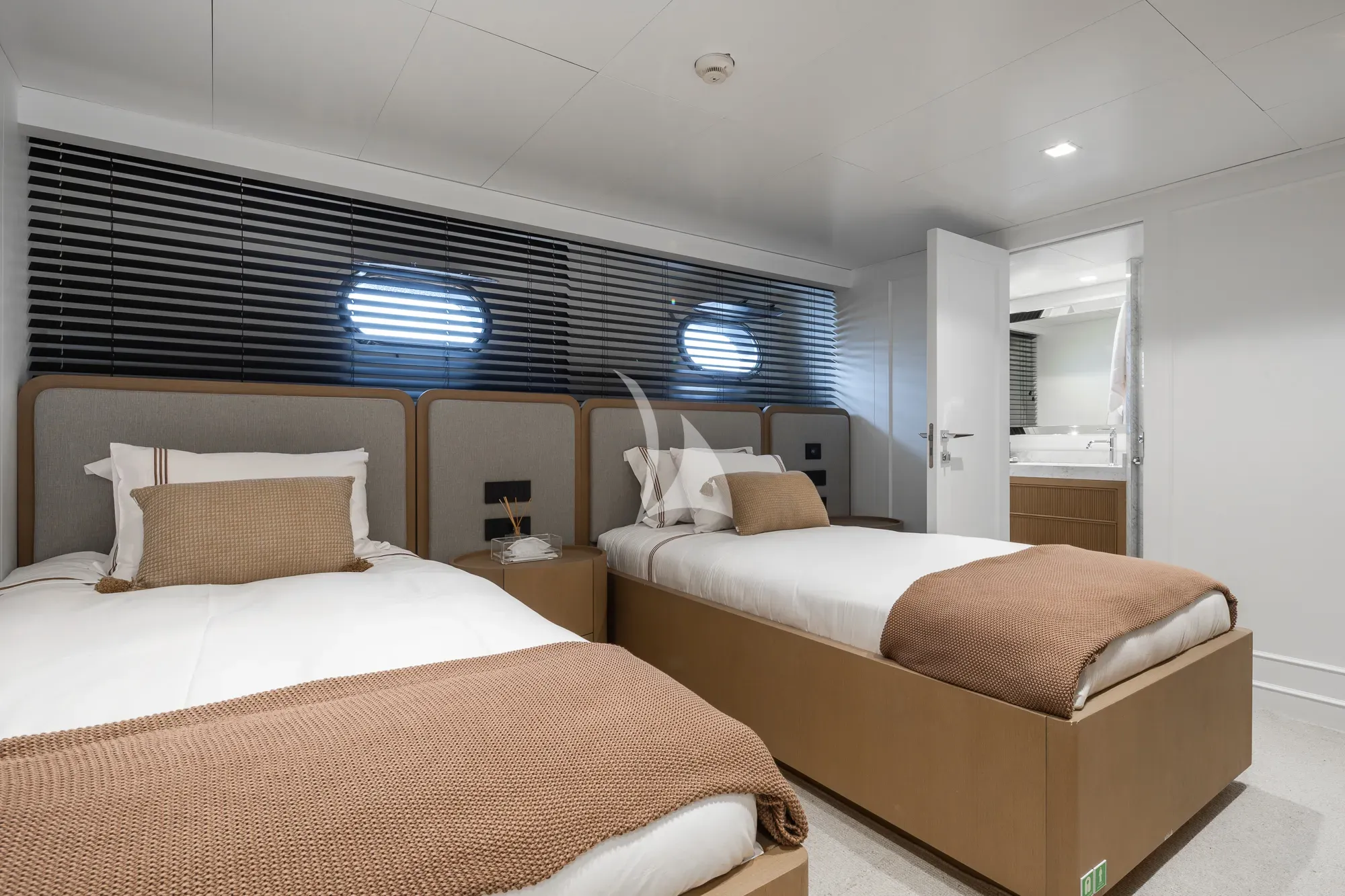 levante_yacht