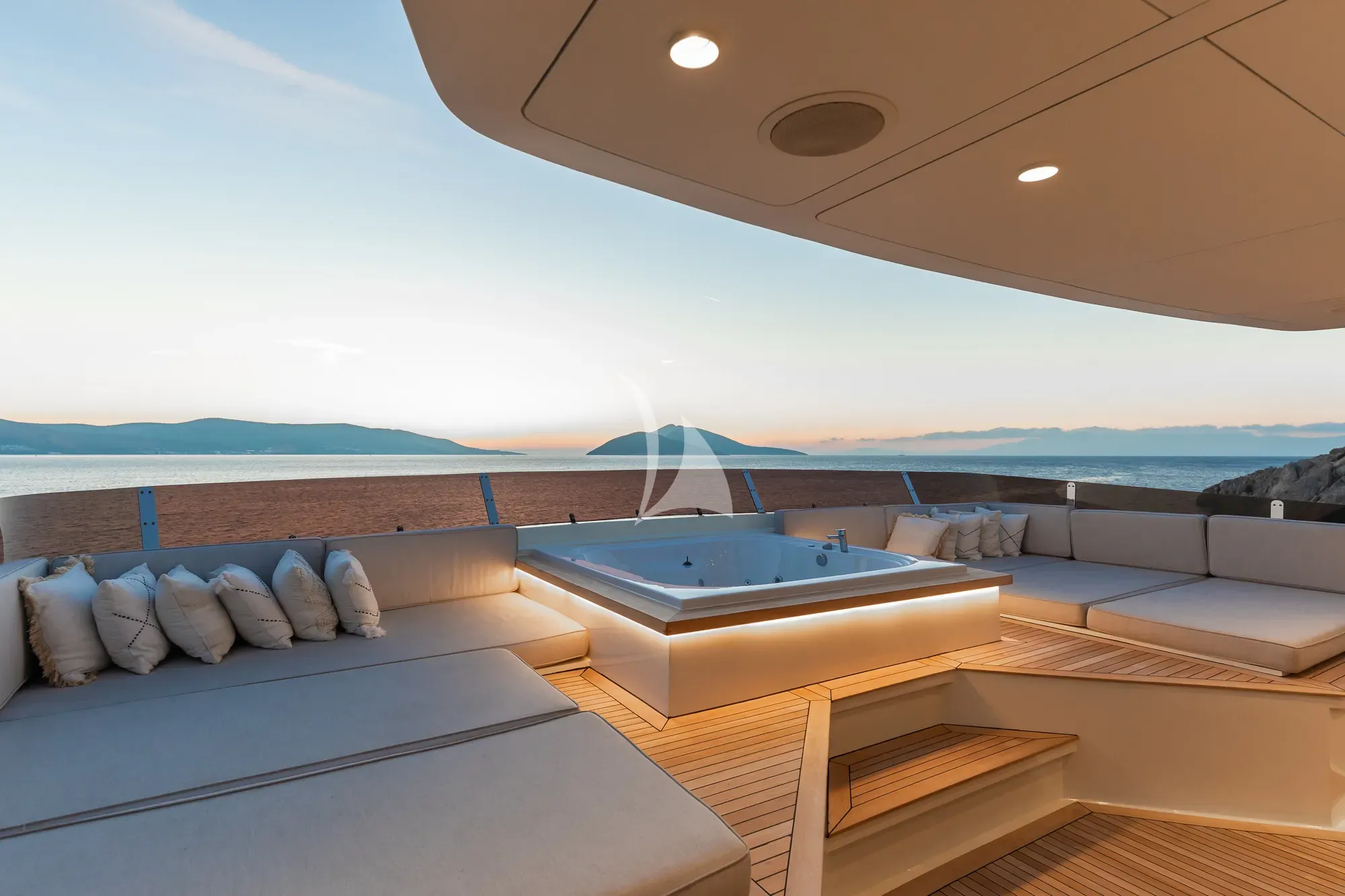 levante_yacht