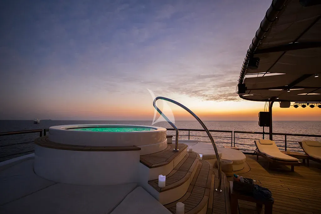 levante_yacht