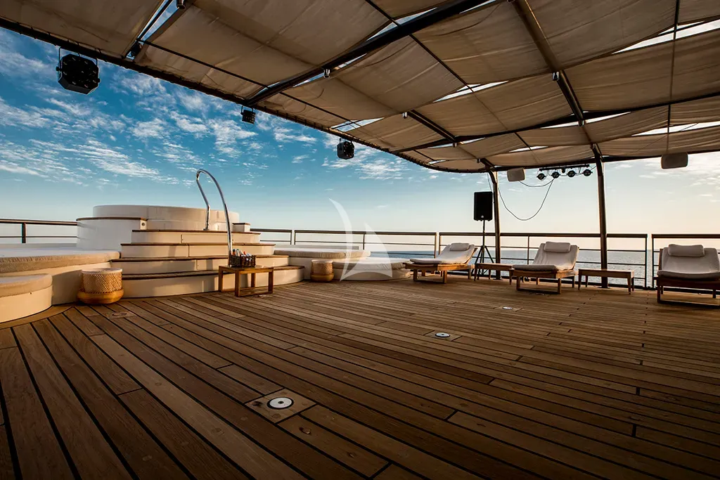 levante_yacht